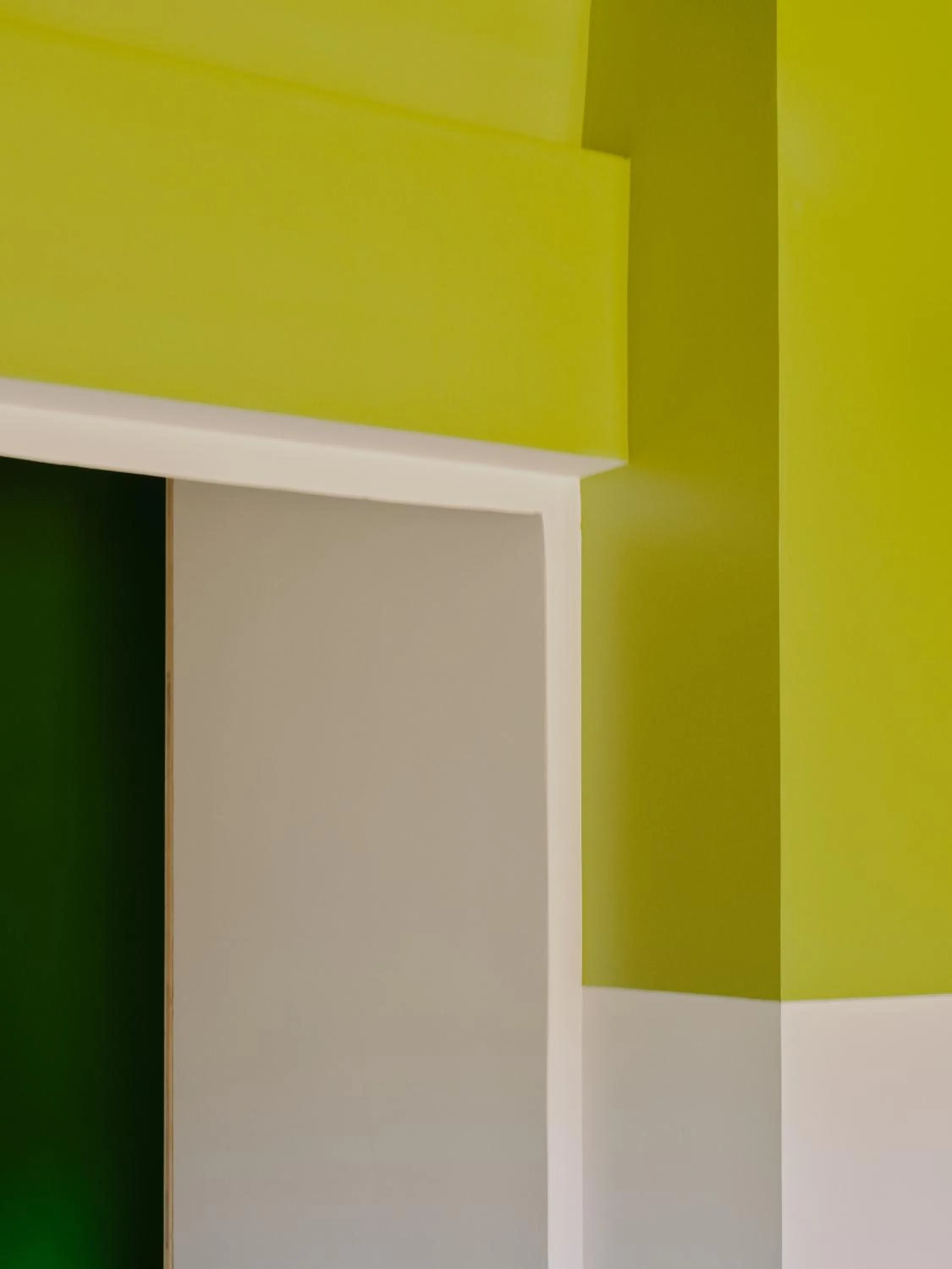 Decorative detail in Domaine La Ferme HI bride