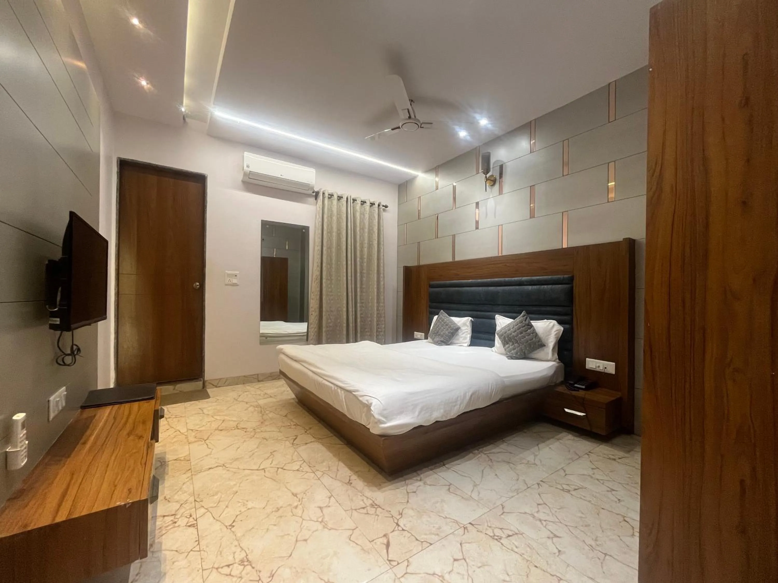 Hotel Shree Darshnam