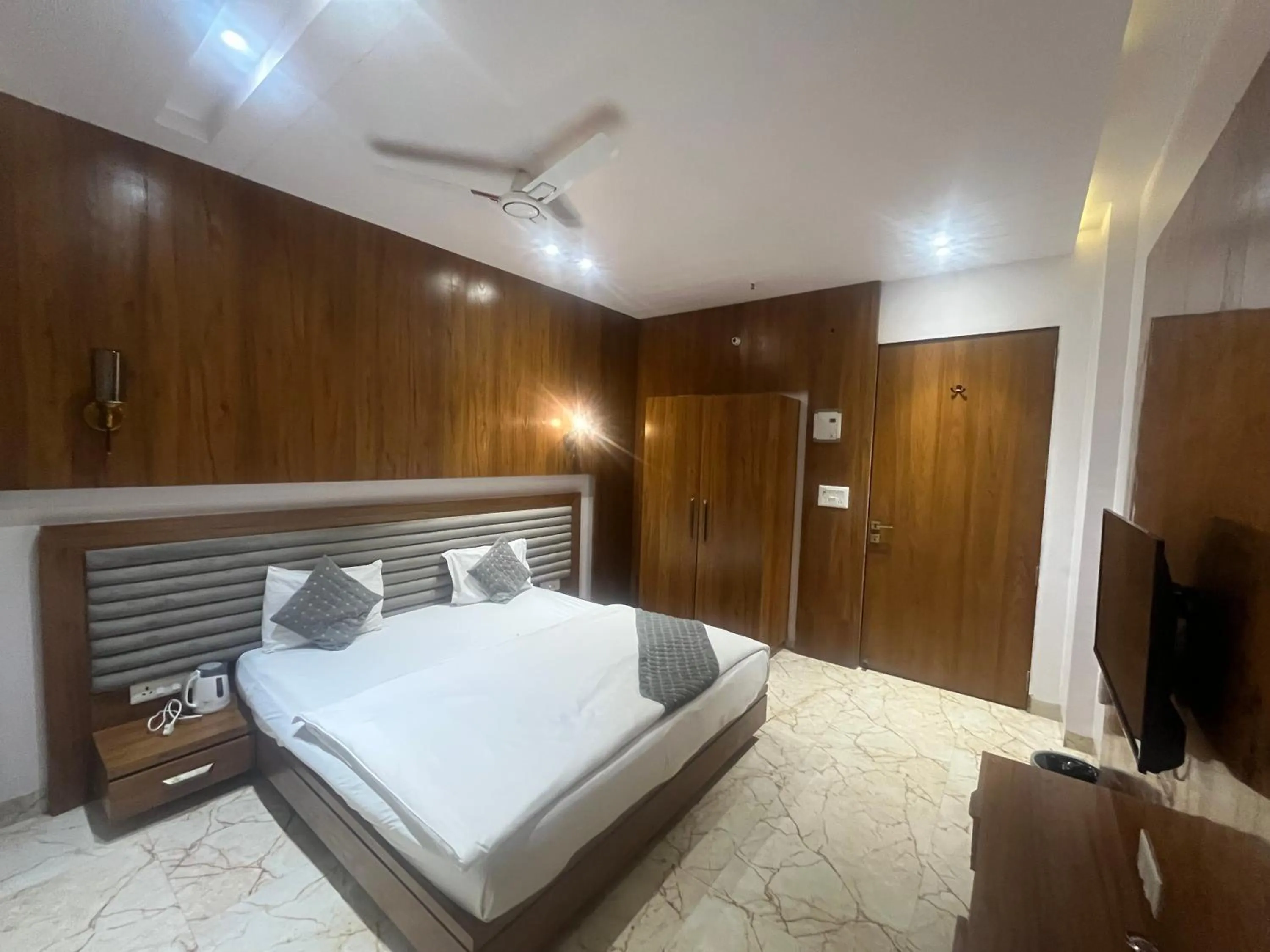 Hotel Shree Darshnam