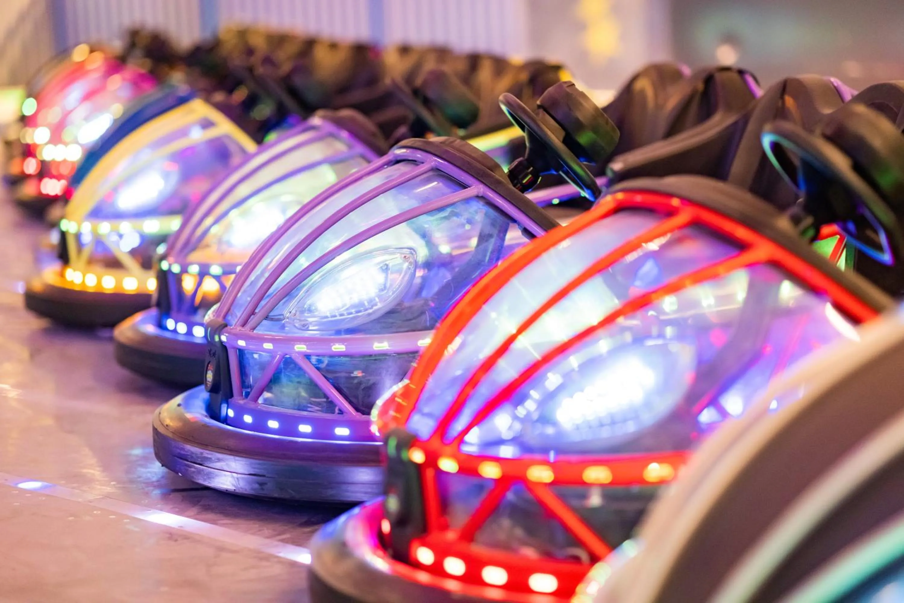 Evening entertainment in Dhotel - די הוטל