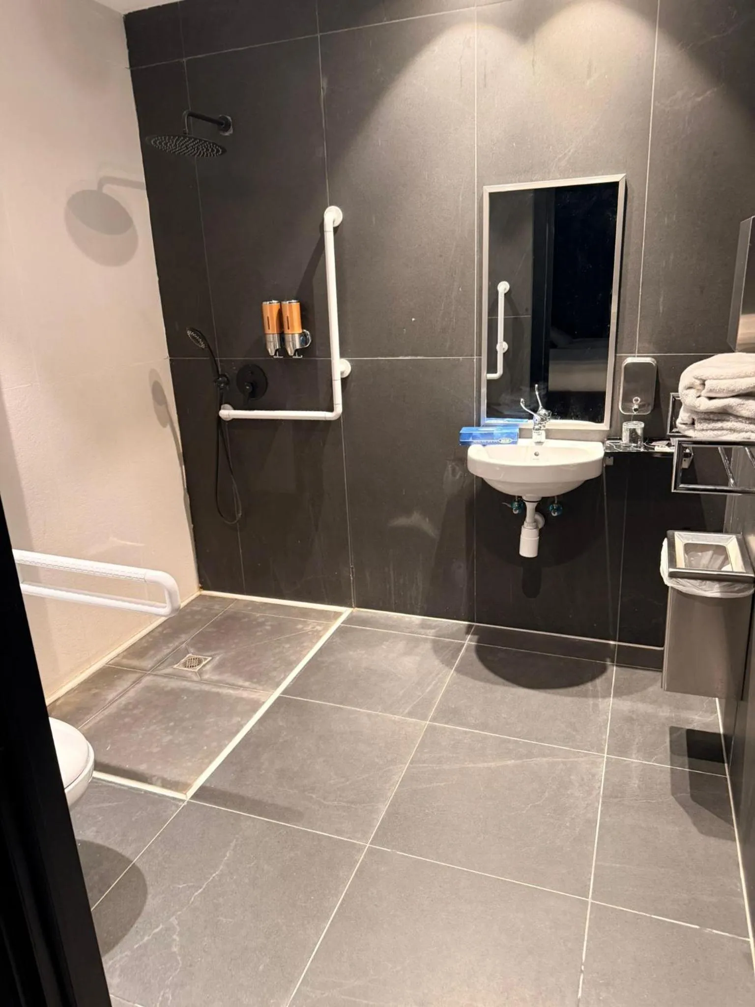 Bathroom in Dhotel - די הוטל
