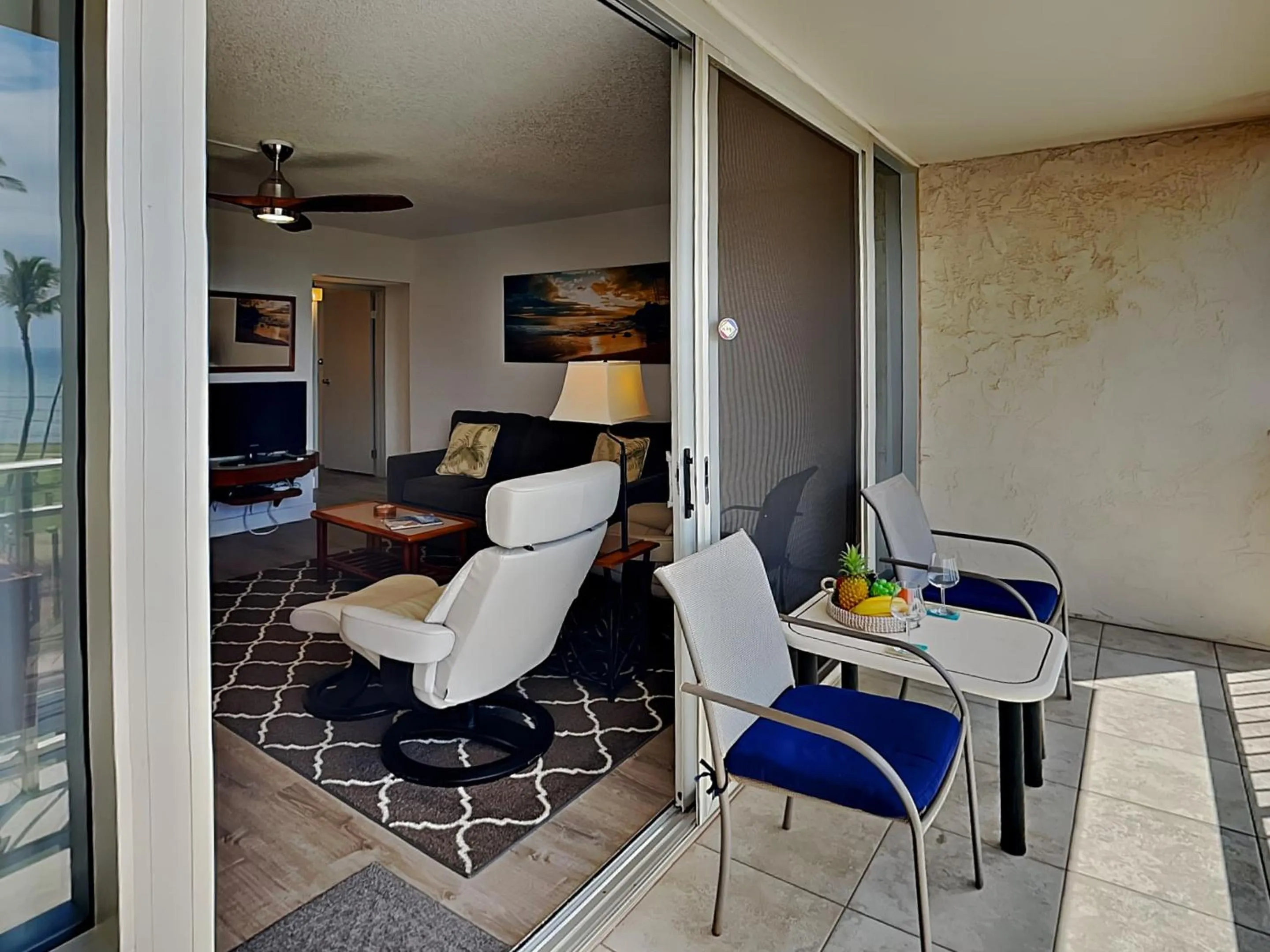 Property building in Island Surf 506