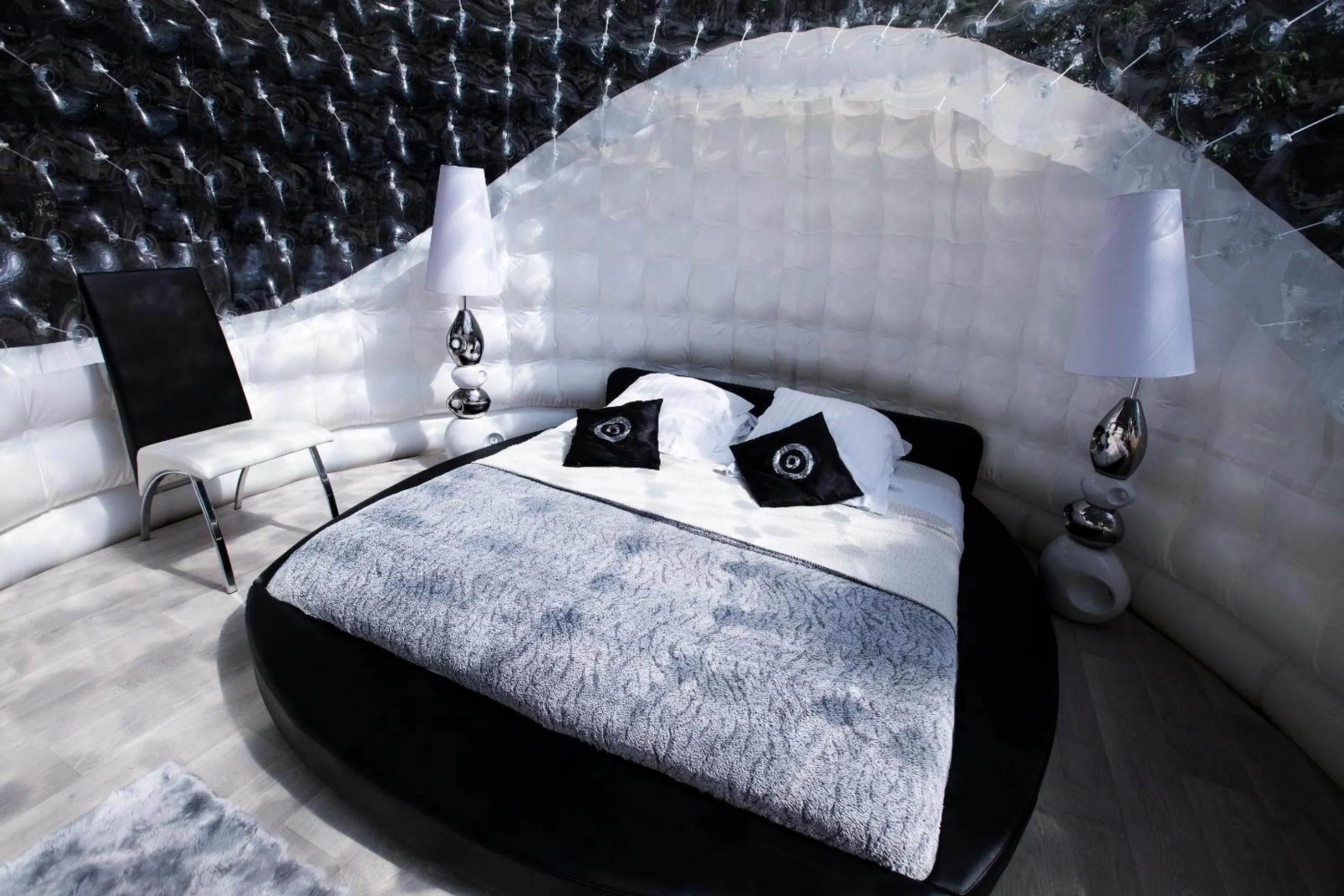 Bed in Domaine Arvor & Spa