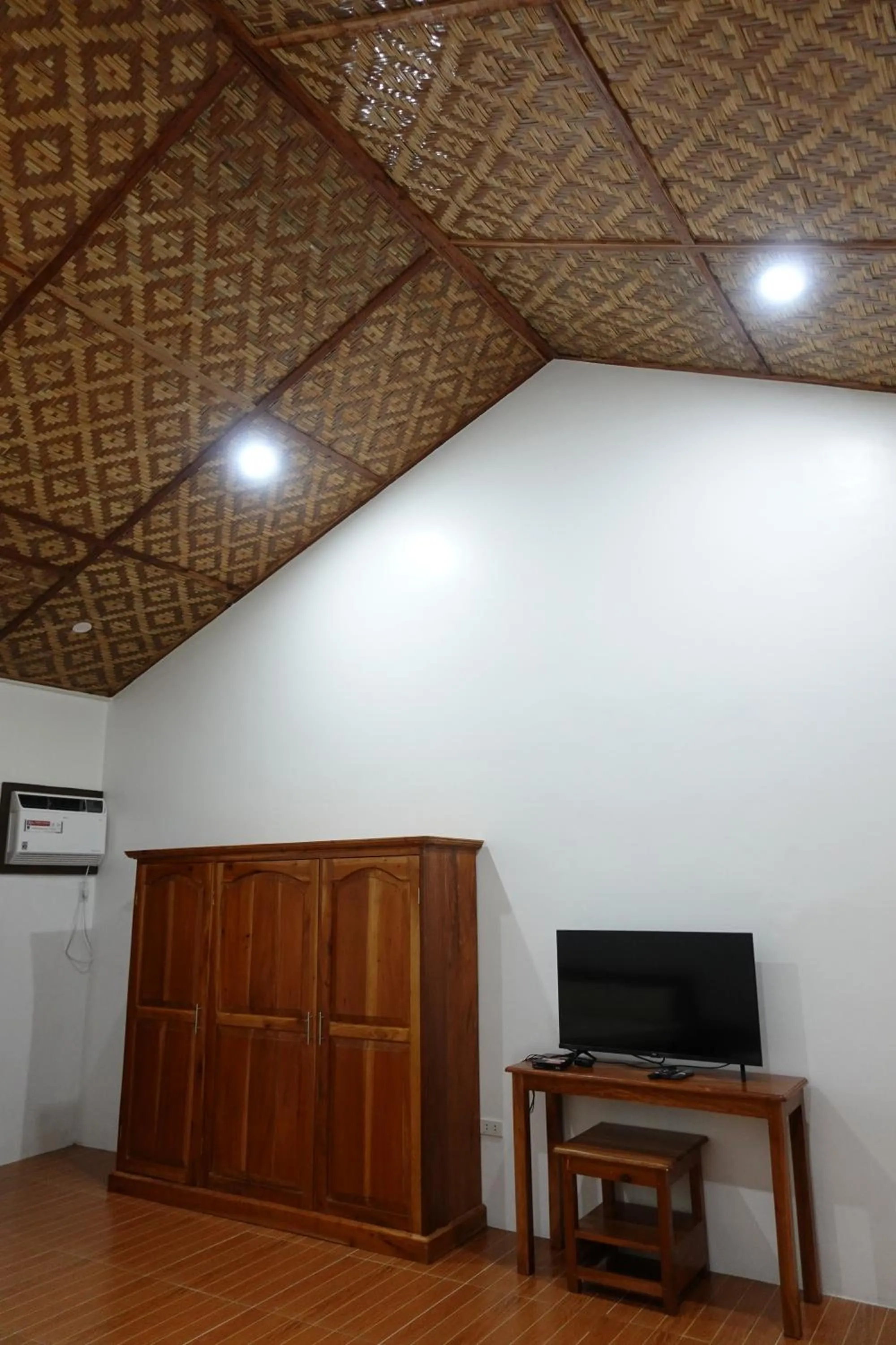 TV and multimedia in Badi's Place