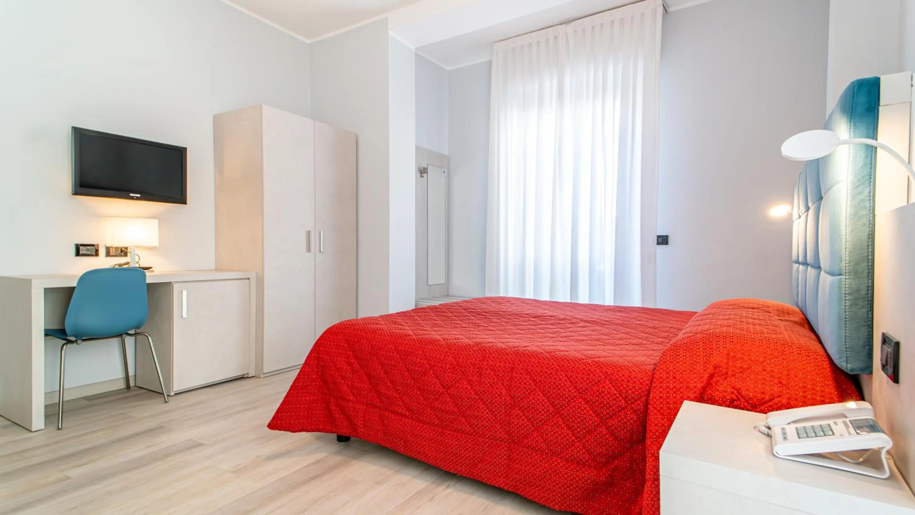 Bed in Bobby Executive