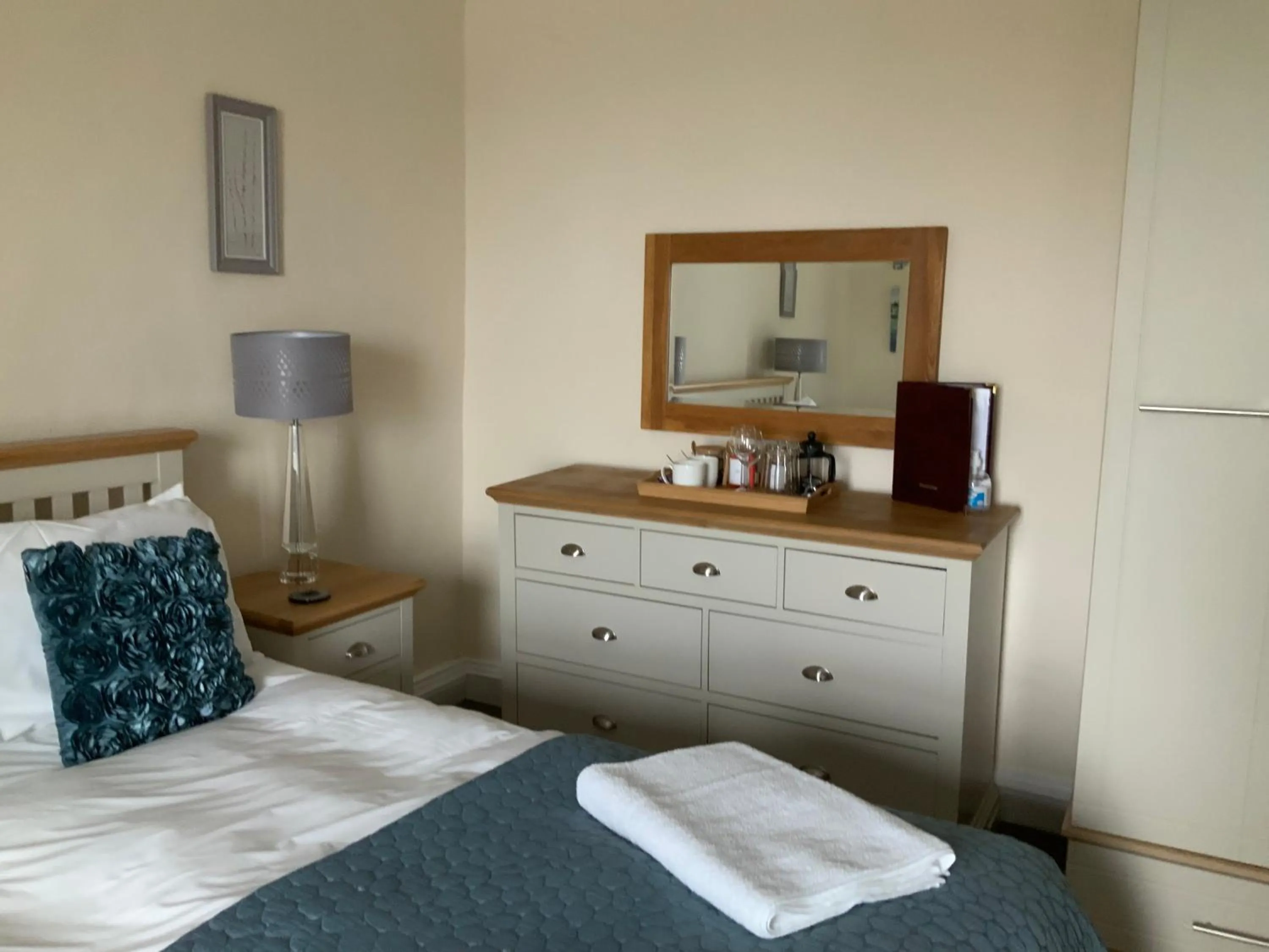 Bedroom, Bed in Haven House