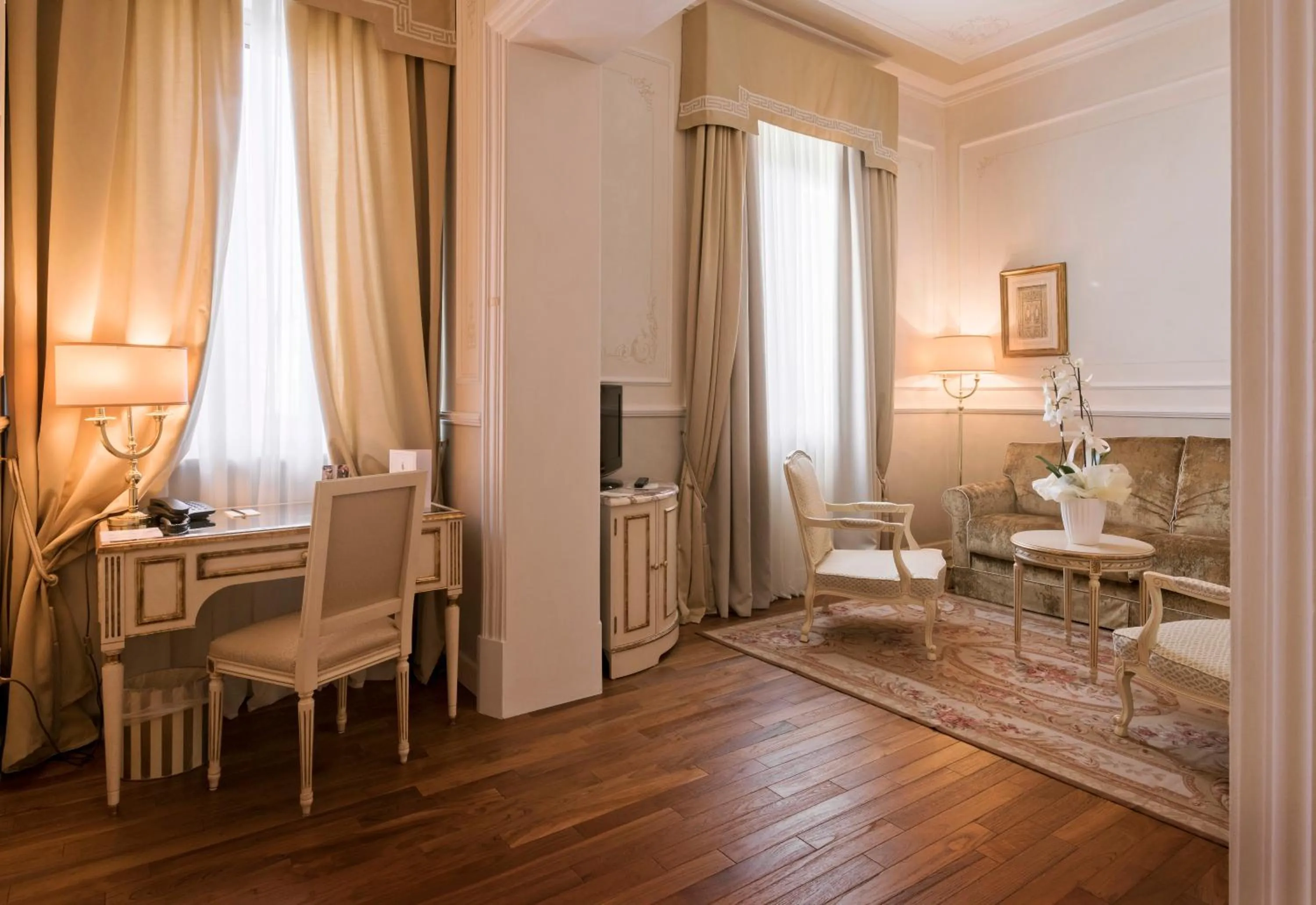 Seating area in Hotel Armonia