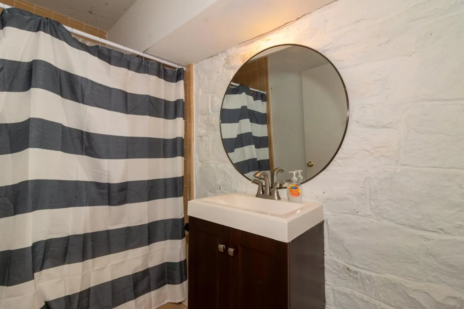 Royal in Columbus- Midtown Columbus Castle