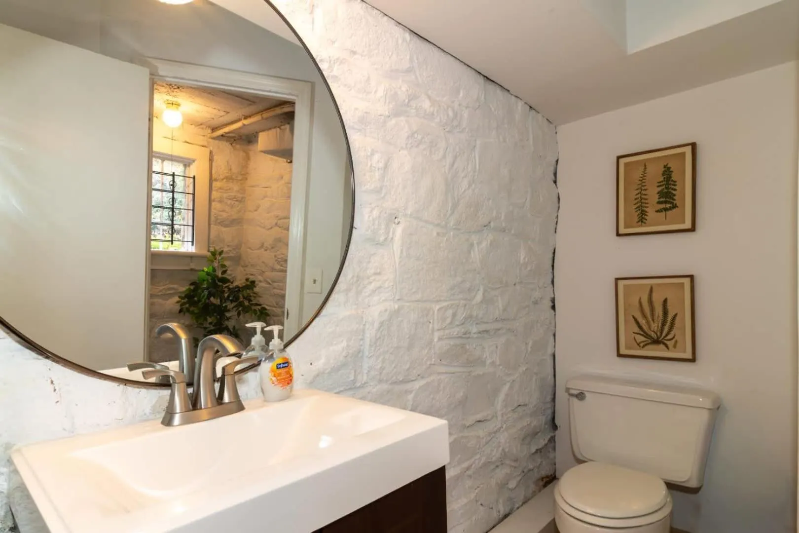 Royal in Columbus- Midtown Columbus Castle