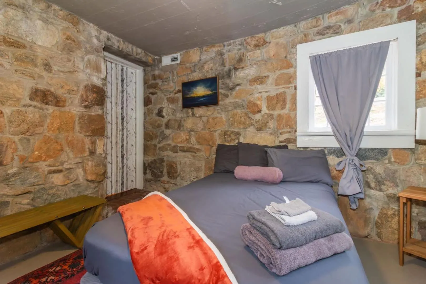 Bed in Royal in Columbus- Midtown Columbus Castle