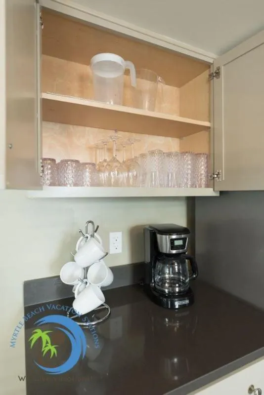 Property building in Cg Cottage Down