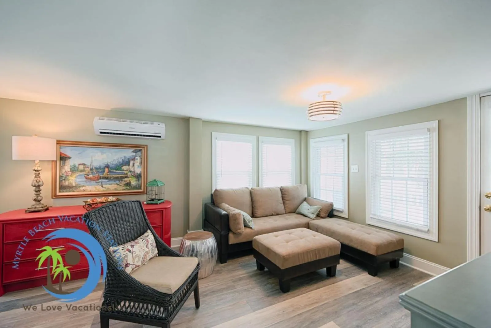 Property building in Cg Cottage Down