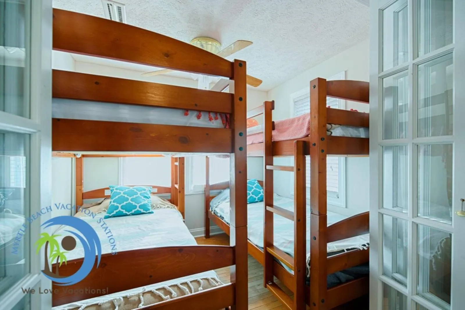 Property building, Bed in Cg Cottage Up