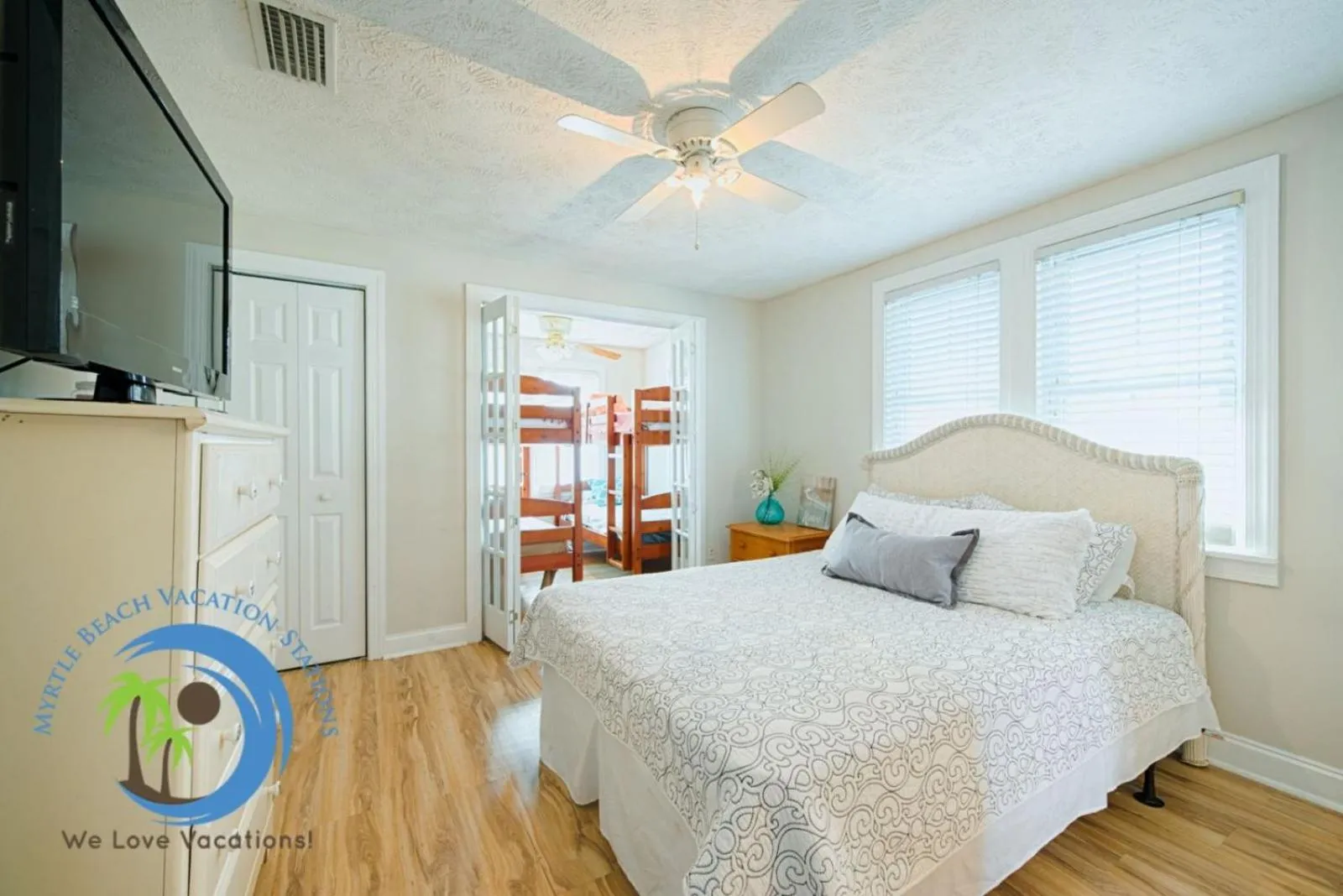 Property building, Bed in Cg Cottage Up