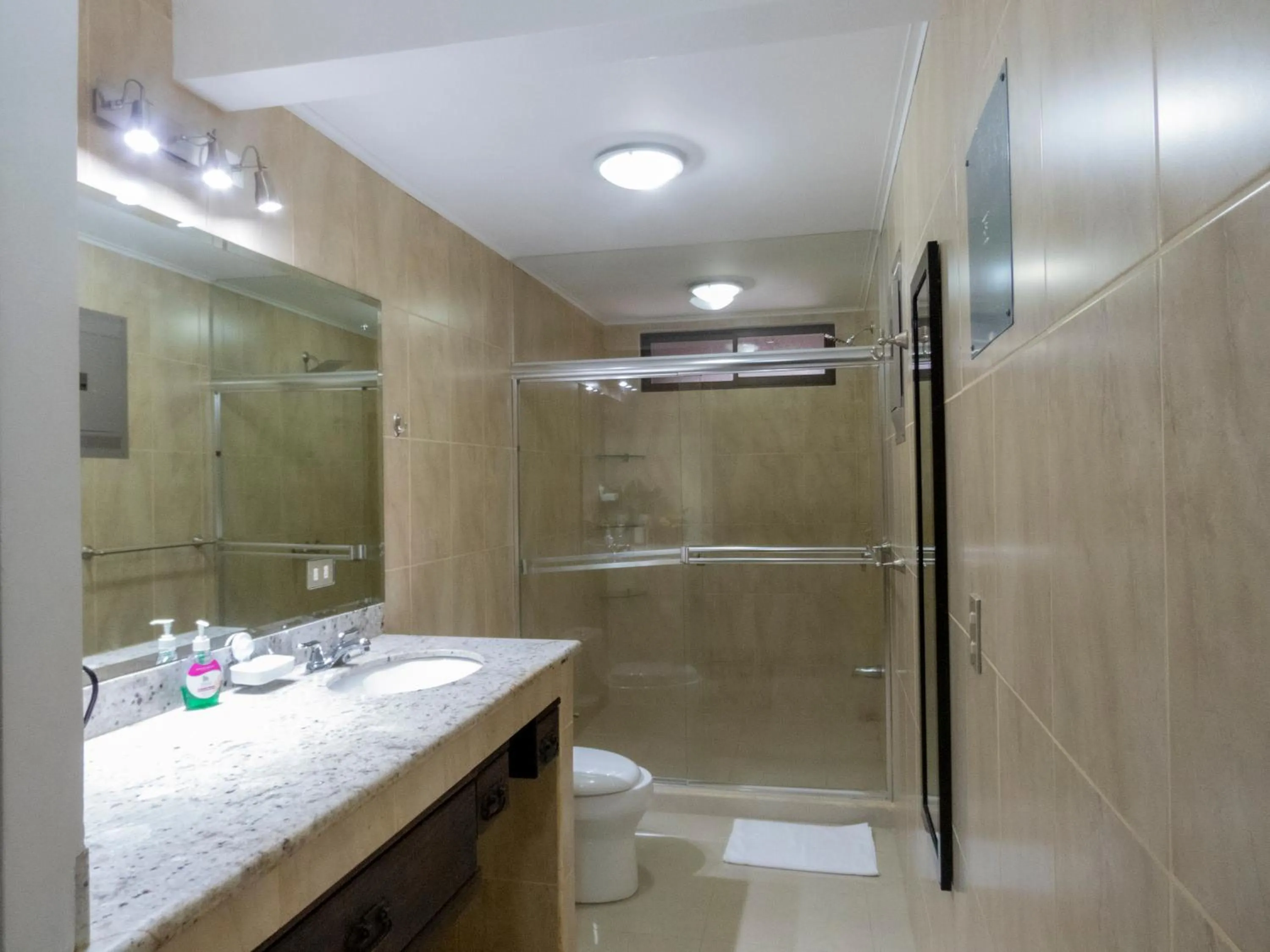 Bathroom in Coati Arenal Lodge