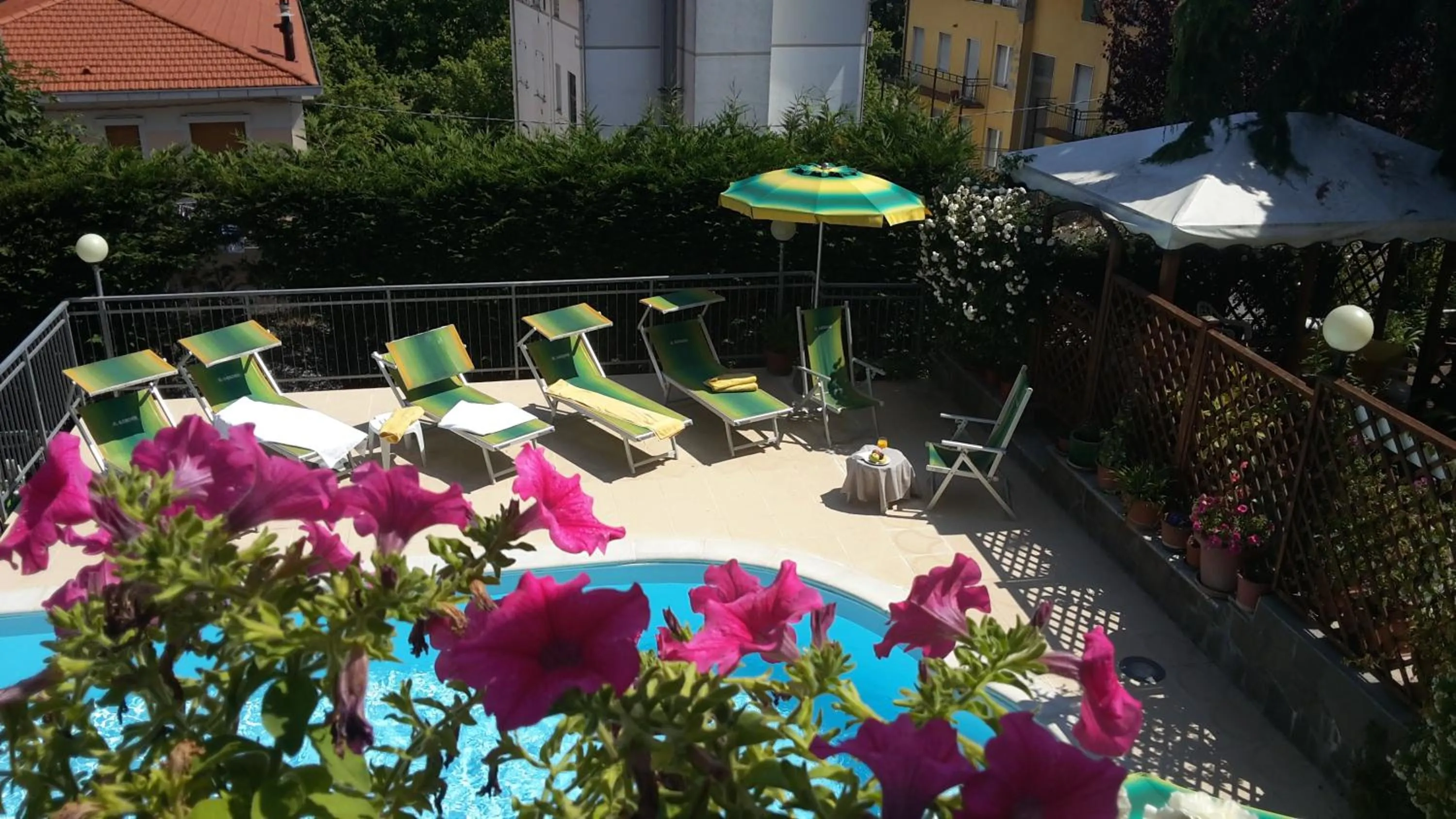 Swimming pool in Hotel Garden Ristorante