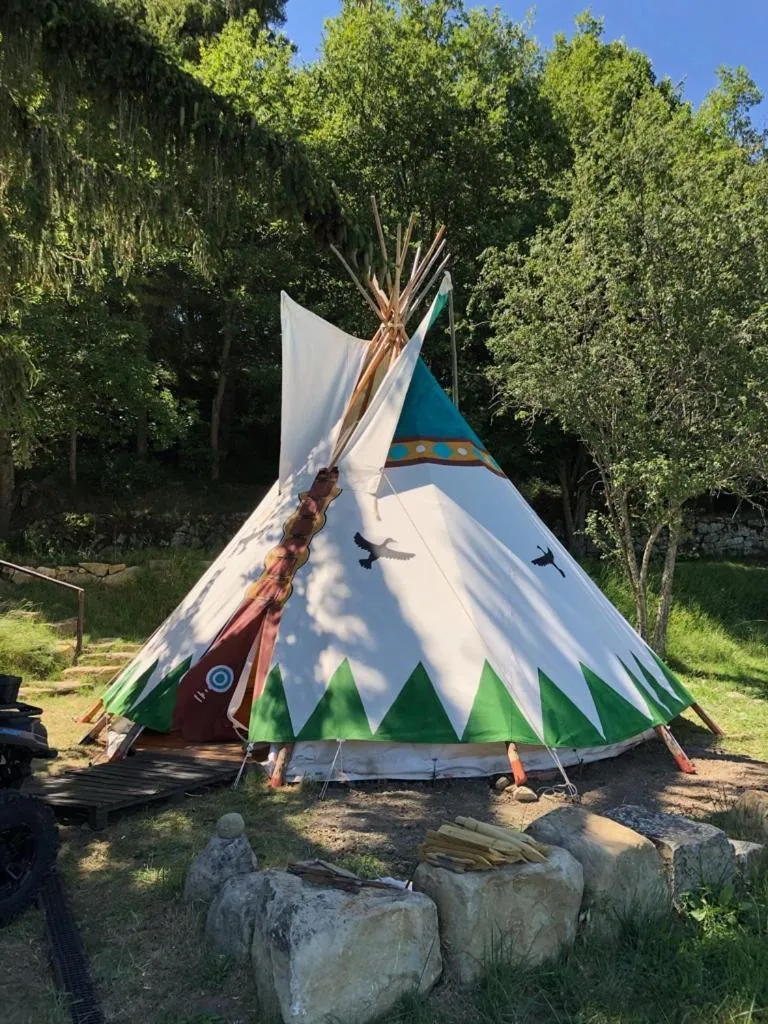 Property building in Weekend en Provence