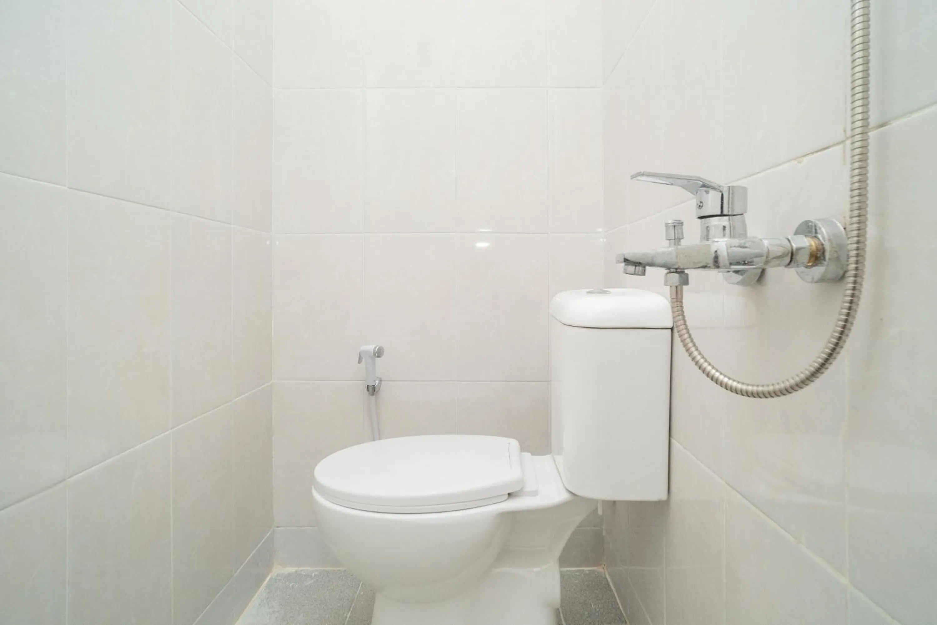 RedDoorz near Sarinah Jakarta