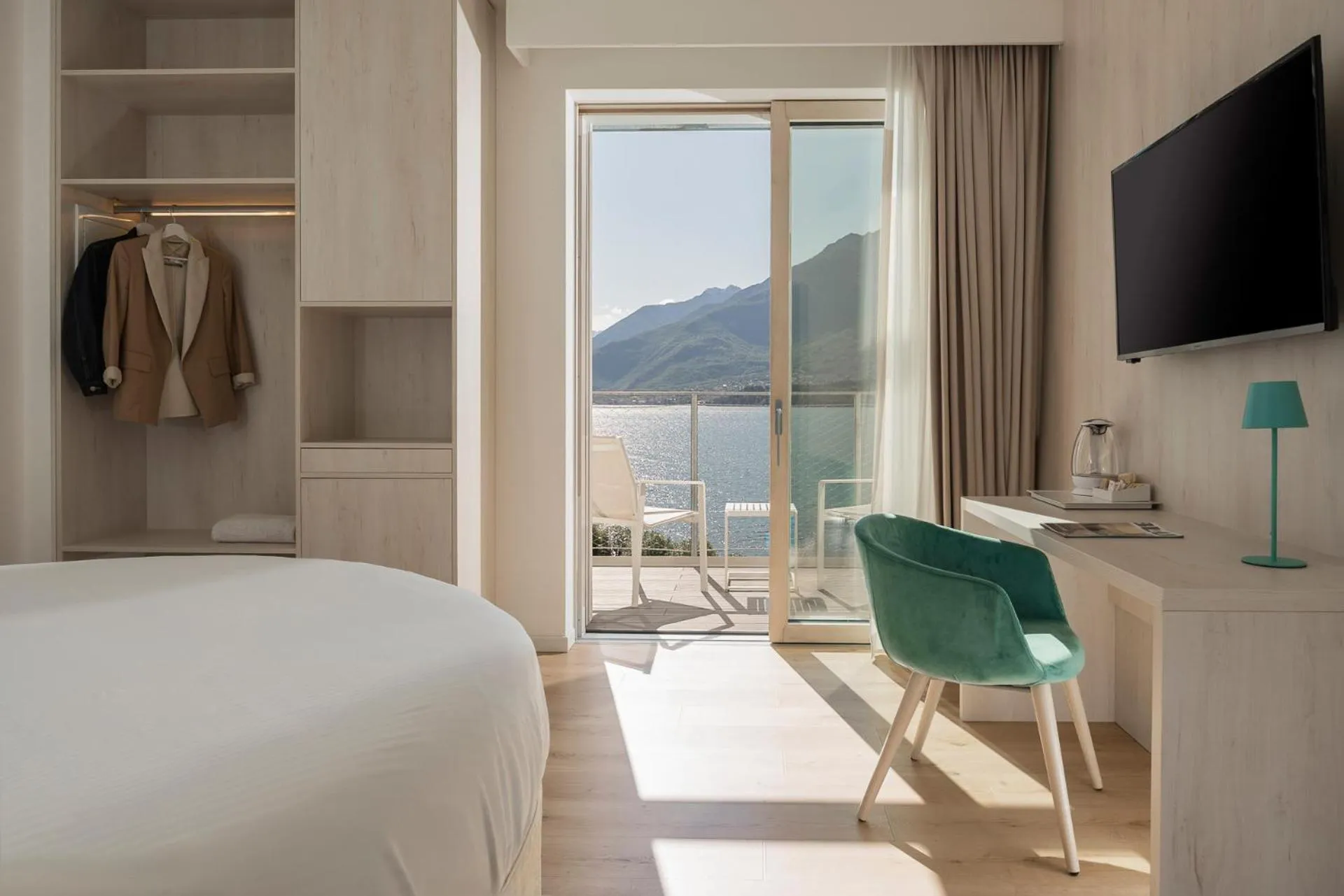 Bedroom, Bed in Hotel Regina