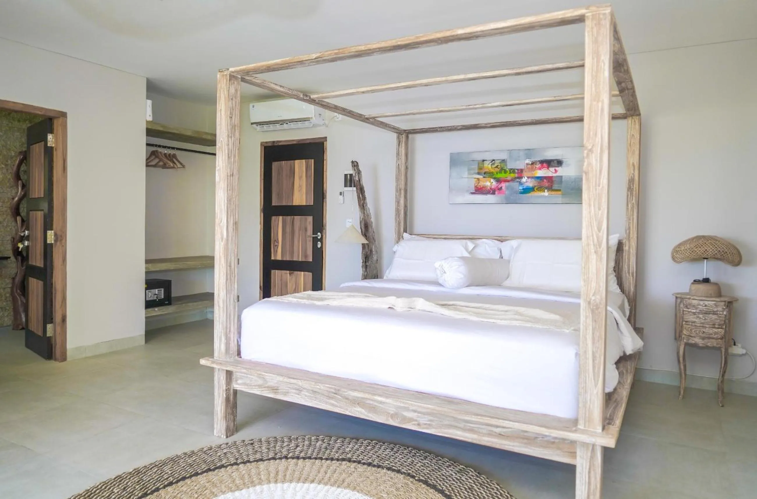 Bed in Theodor at Labuan Bajo