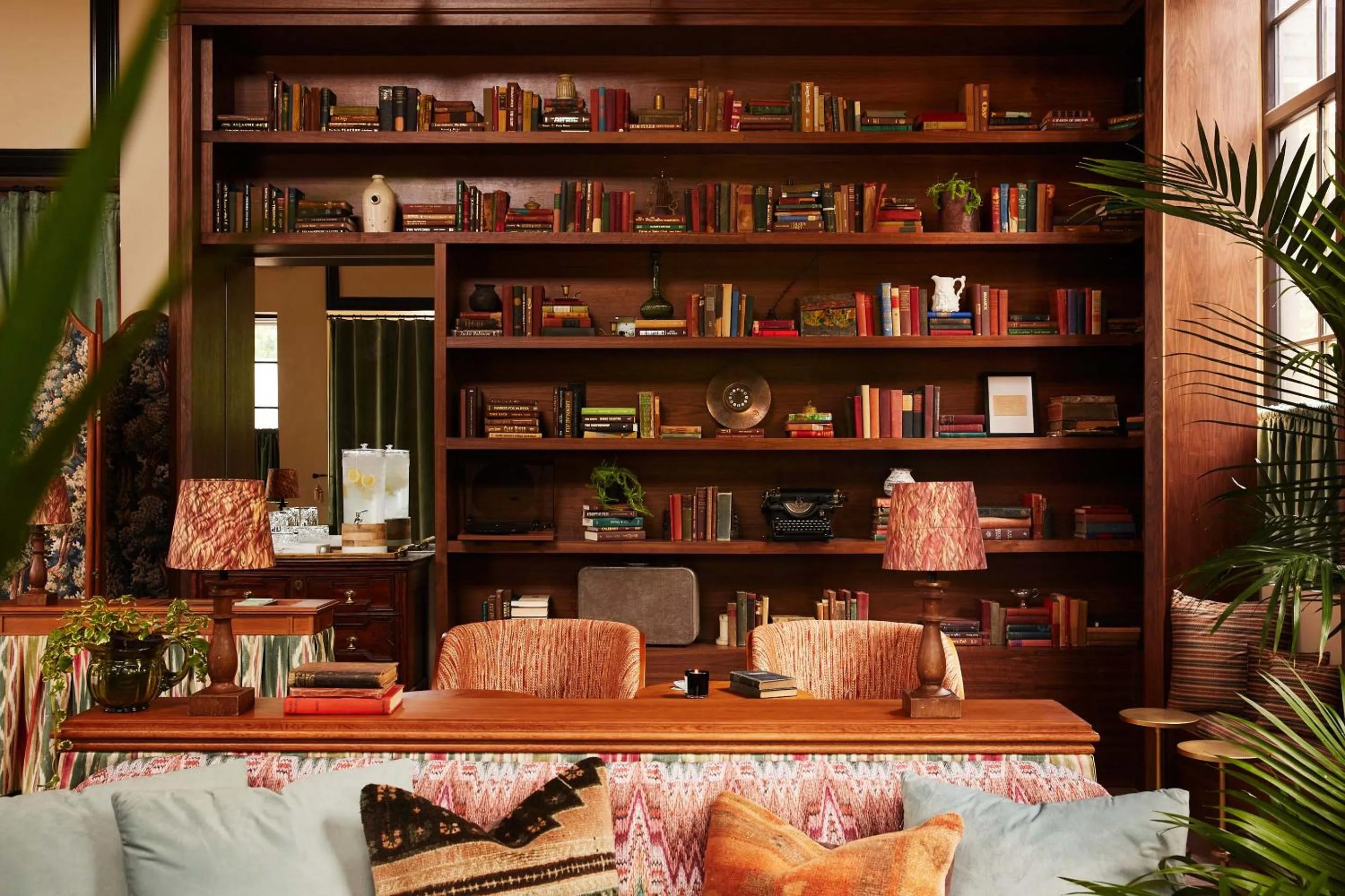 Communal lounge/ TV room in Berkshires Untold