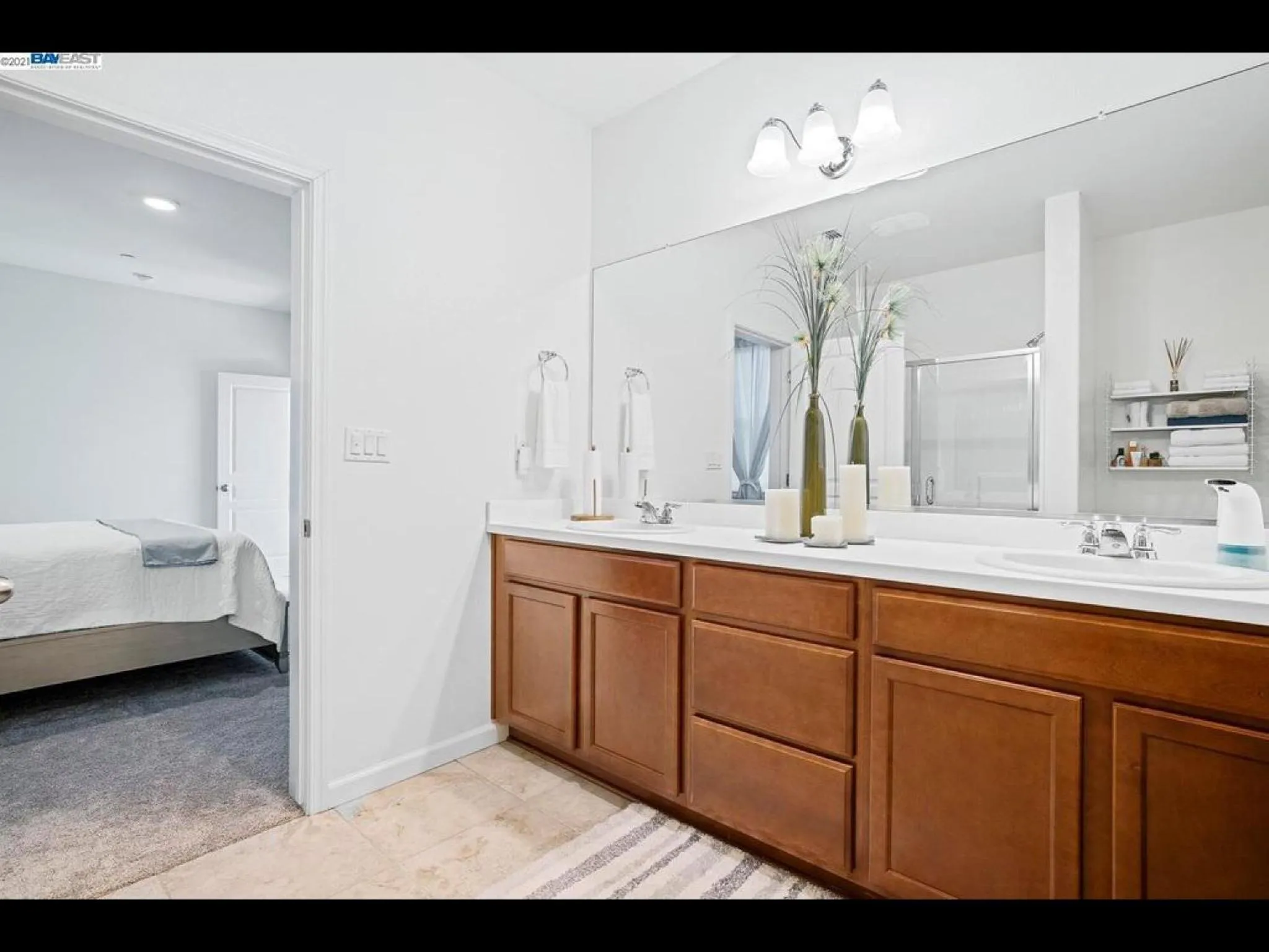 Bed in Madera lovely home