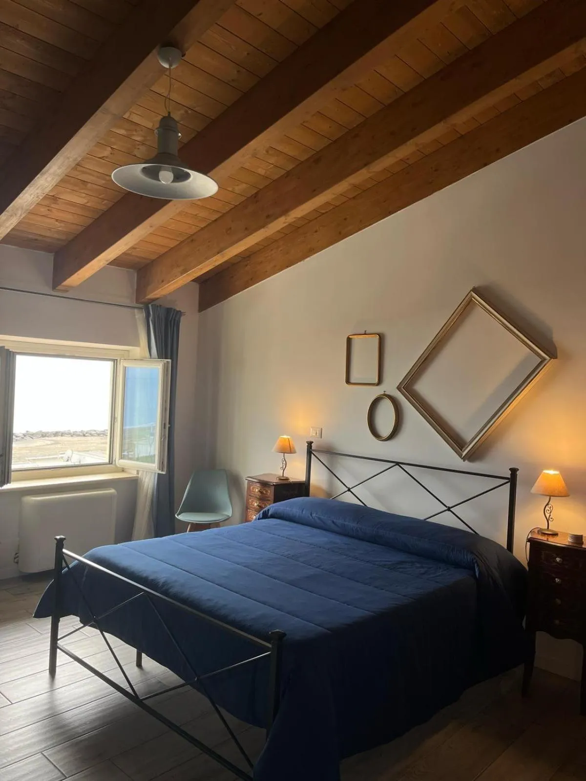 Bed in Nottola B&B
