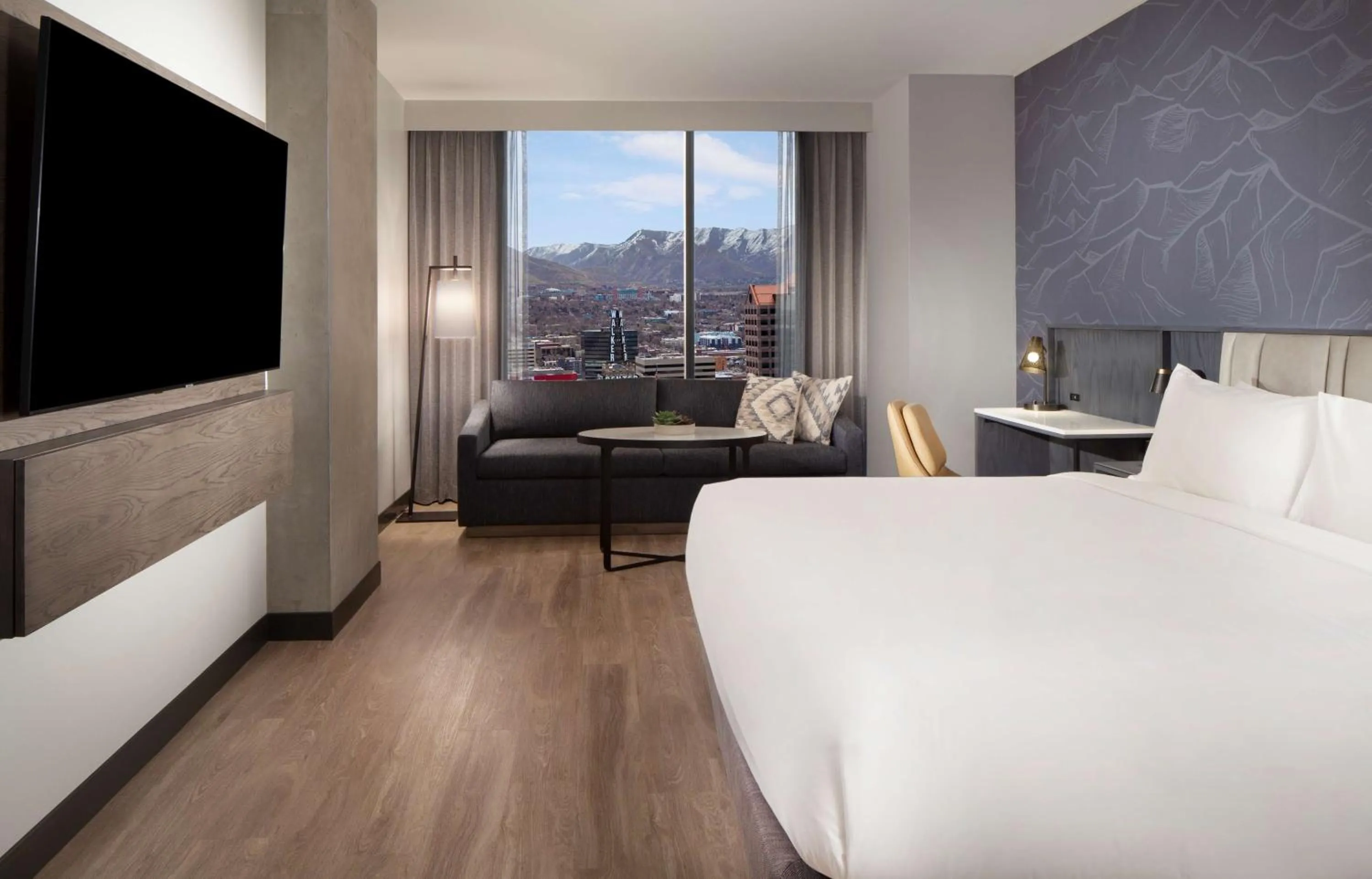 Bedroom, Bed in Hyatt Regency Salt Lake City