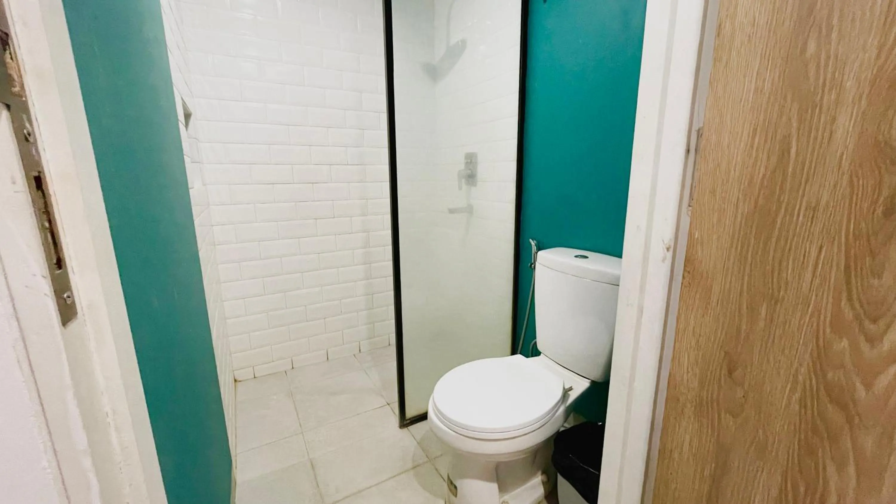 Bathroom in OFO Kost Premium Kampung Inggris Pare Syariah Mitra RedDoorz