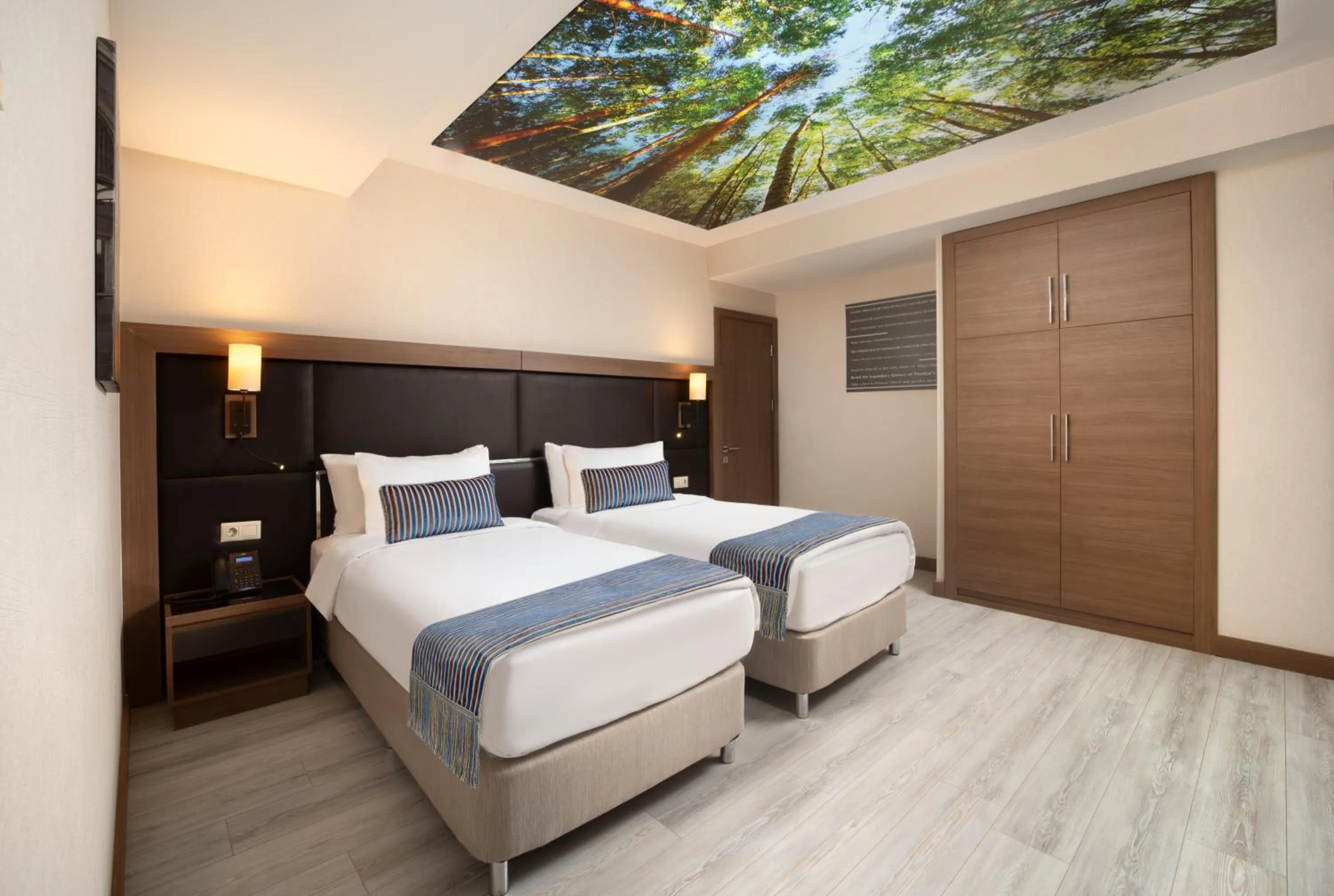 Photo of the whole room, Bed in TRYP By Wyndham Istanbul Sisli Hotel