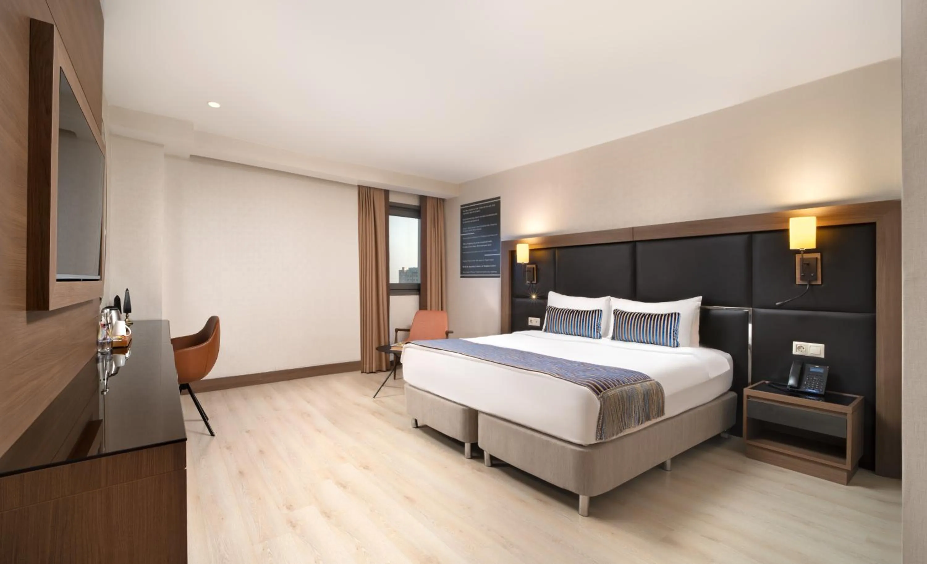Photo of the whole room, Bed in TRYP By Wyndham Istanbul Sisli Hotel