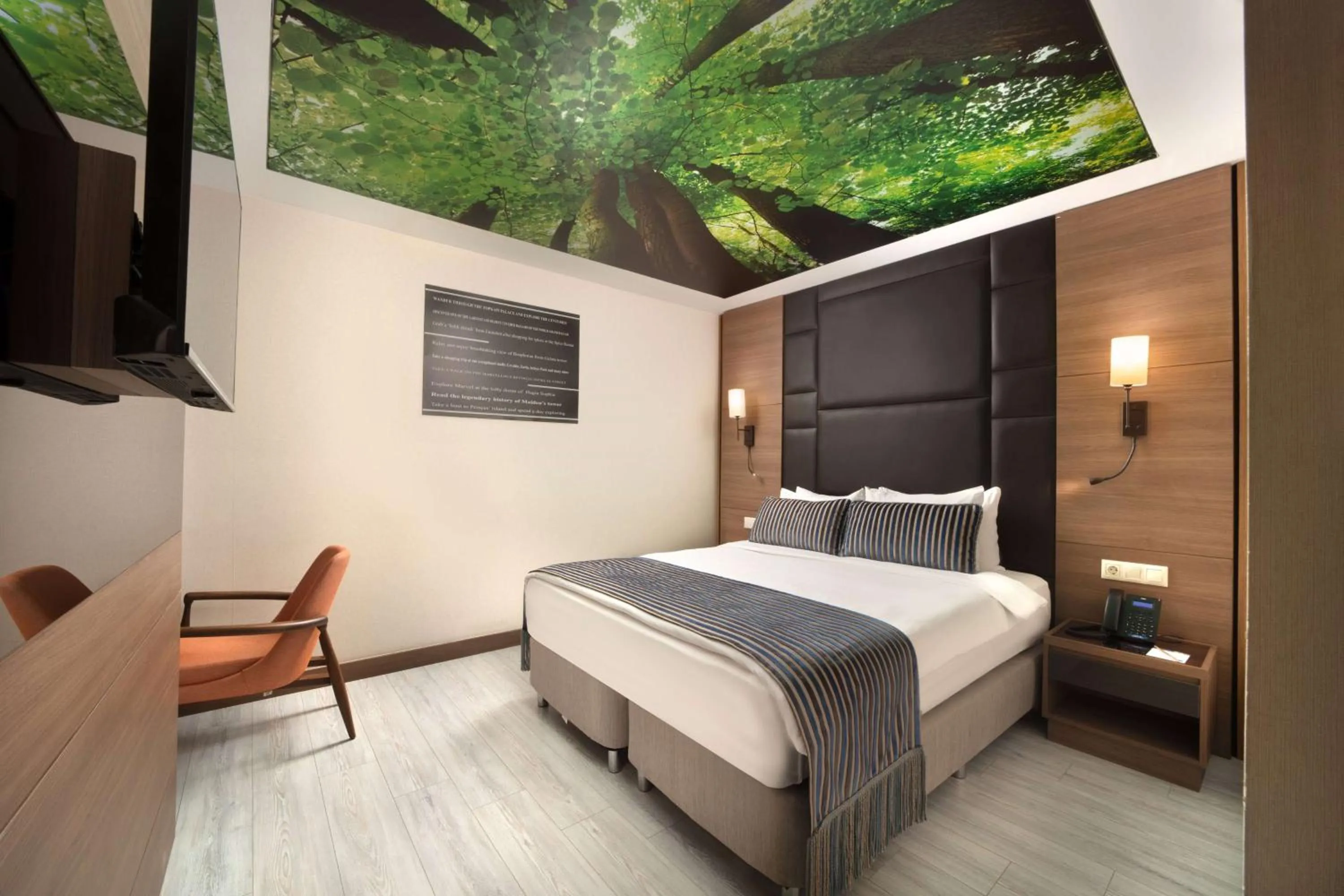 Photo of the whole room, Bed in TRYP By Wyndham Istanbul Sisli Hotel