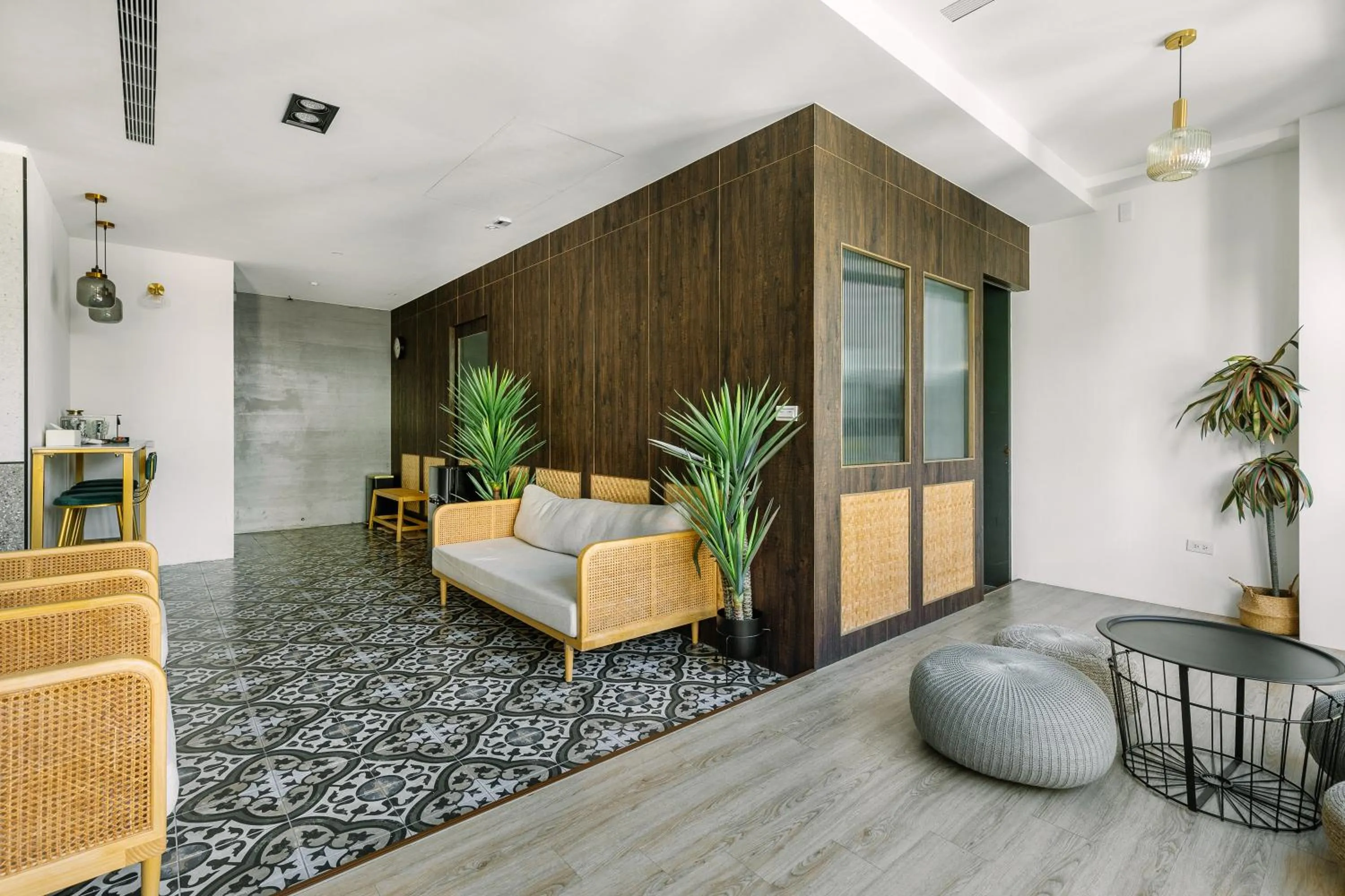 Seating area in Nan Nan