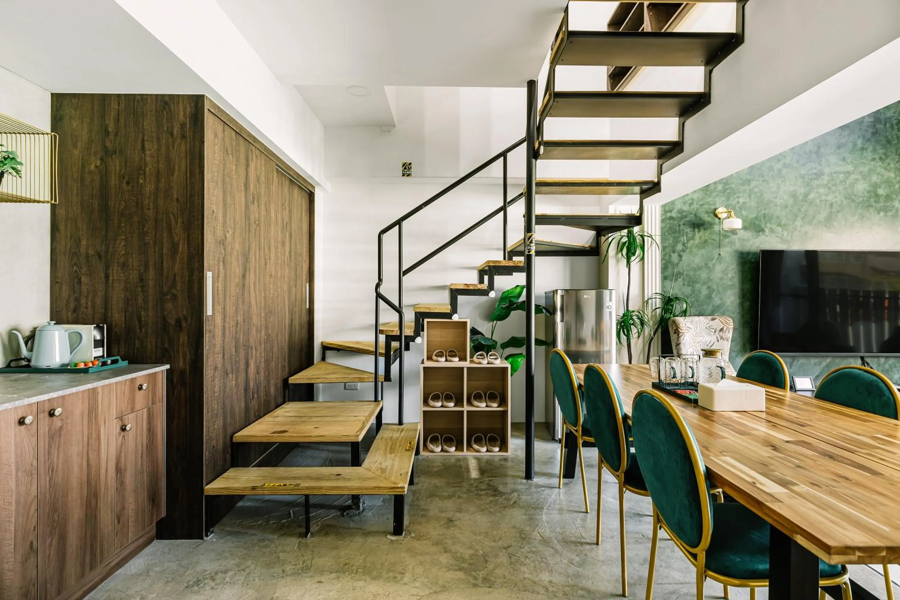 Photo of the whole room in Nan Nan