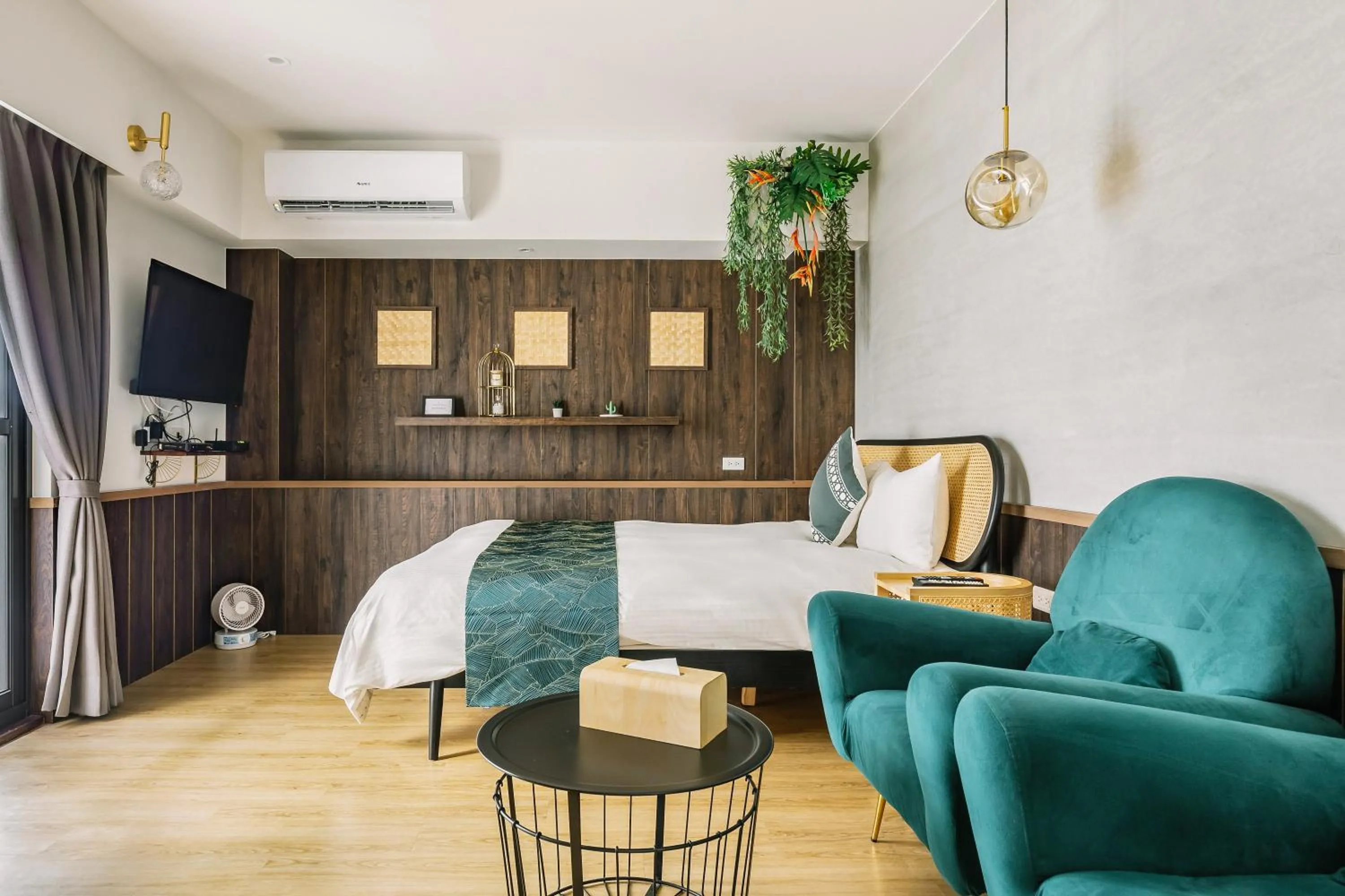 Photo of the whole room in Nan Nan