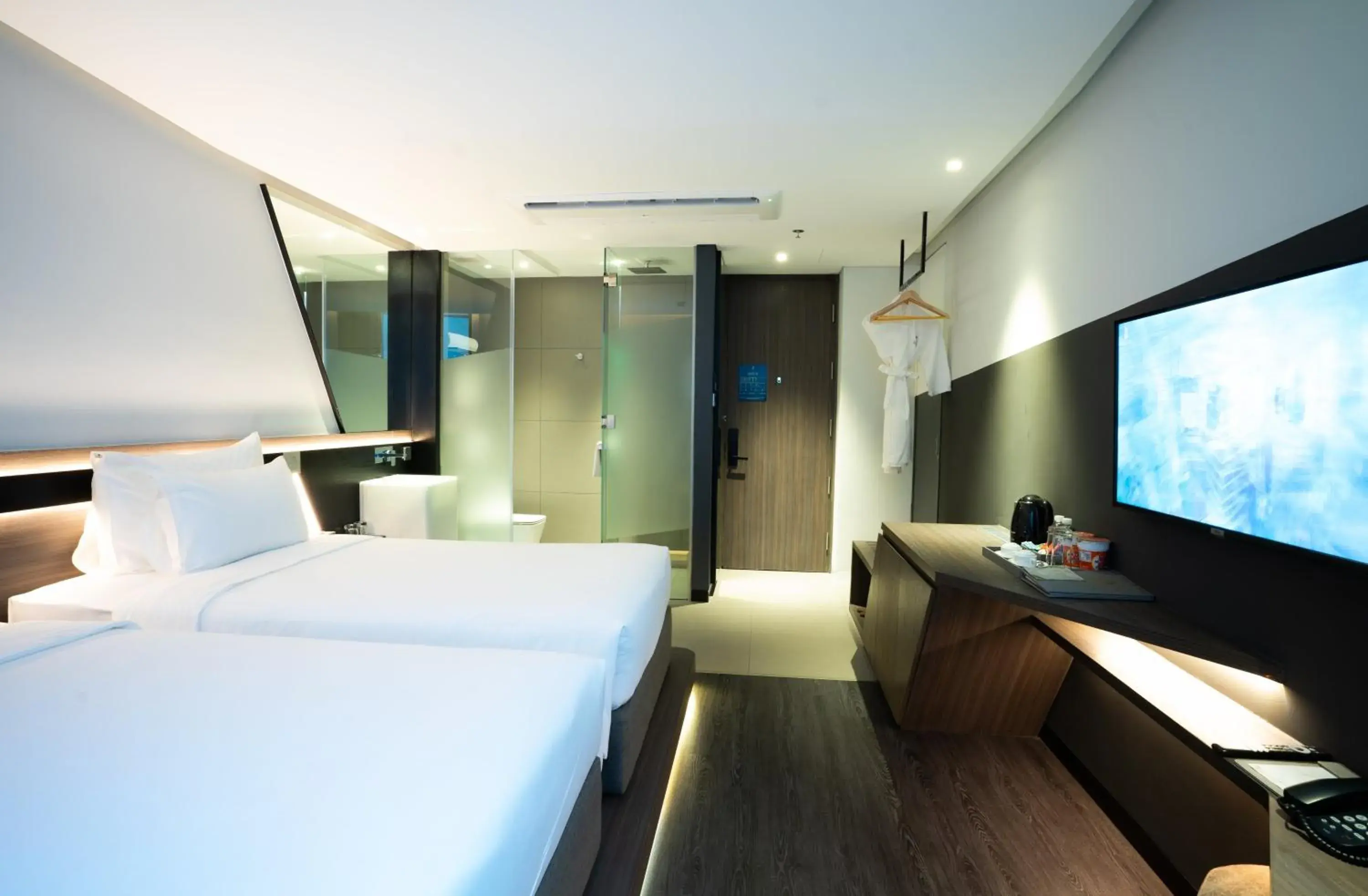 Superior Twin Room in Draco Hotel & Suites Superior Twin Room in Draco Hotel & Suites