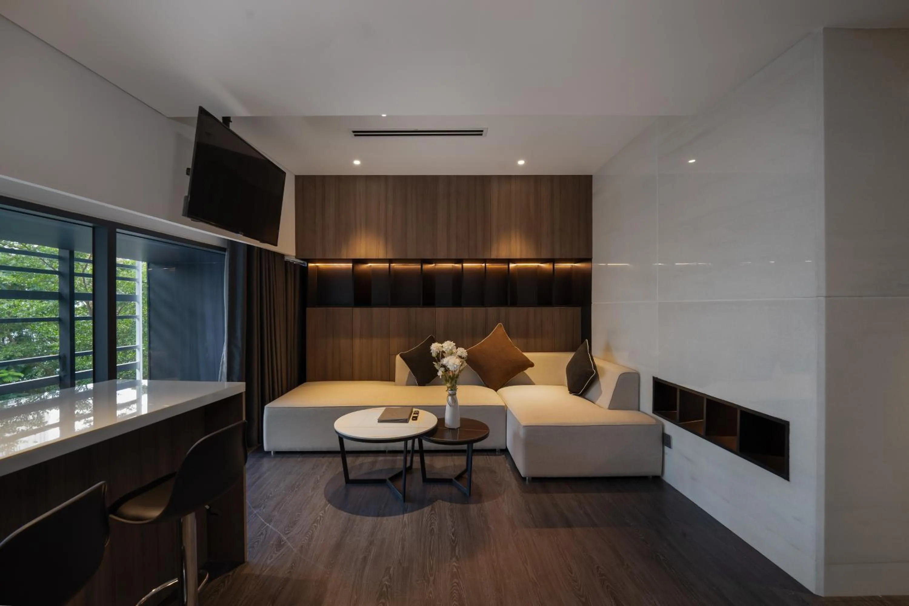 Living room, Bed in Draco Hotel & Suites