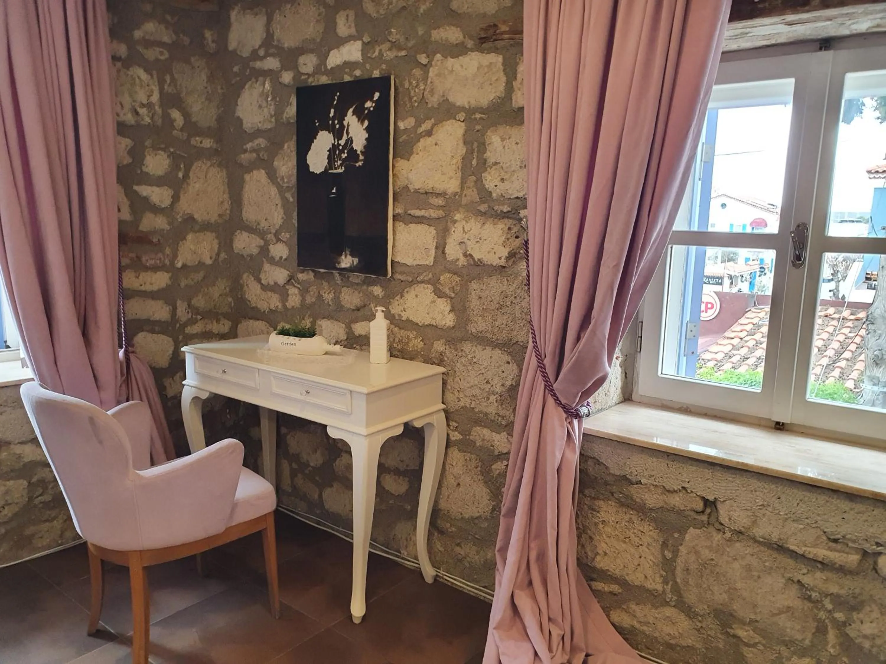 Massage in Leyla Suite