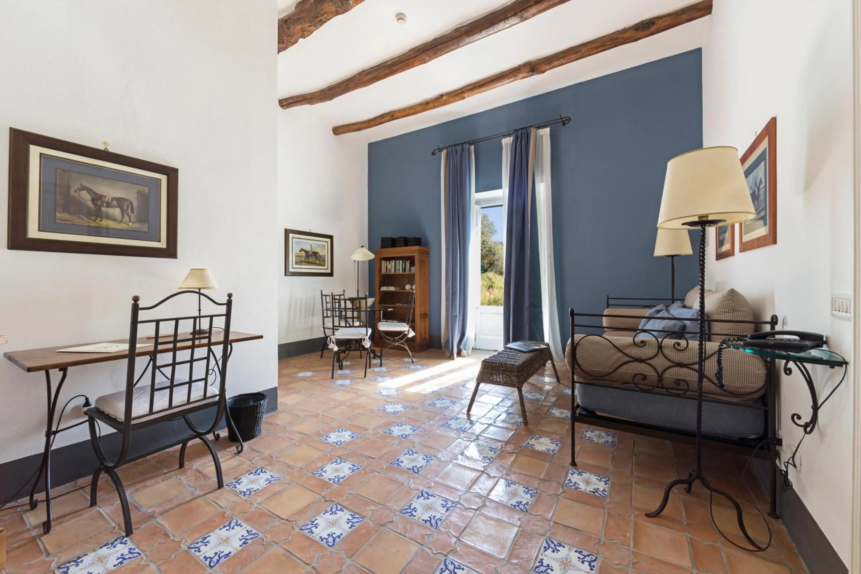 Day in Relais Regina Giovanna