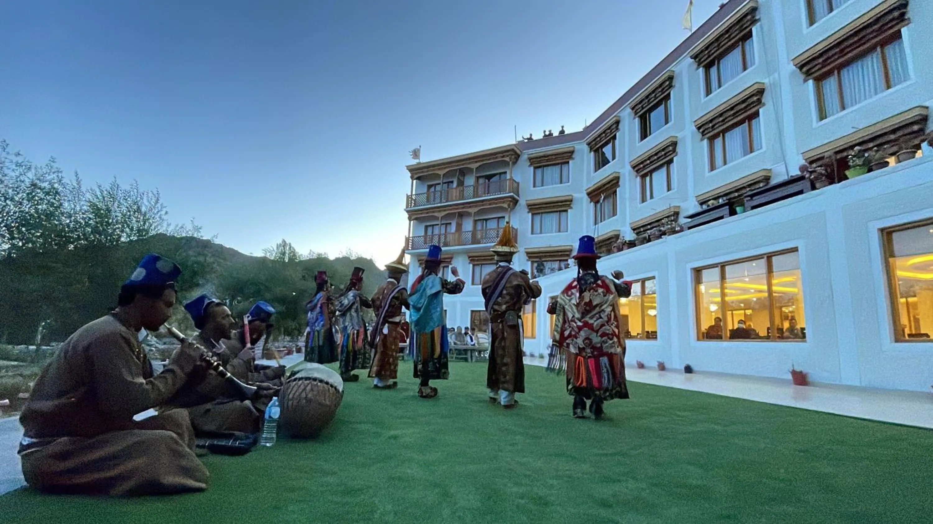 Property building in Hotel Deskitsal