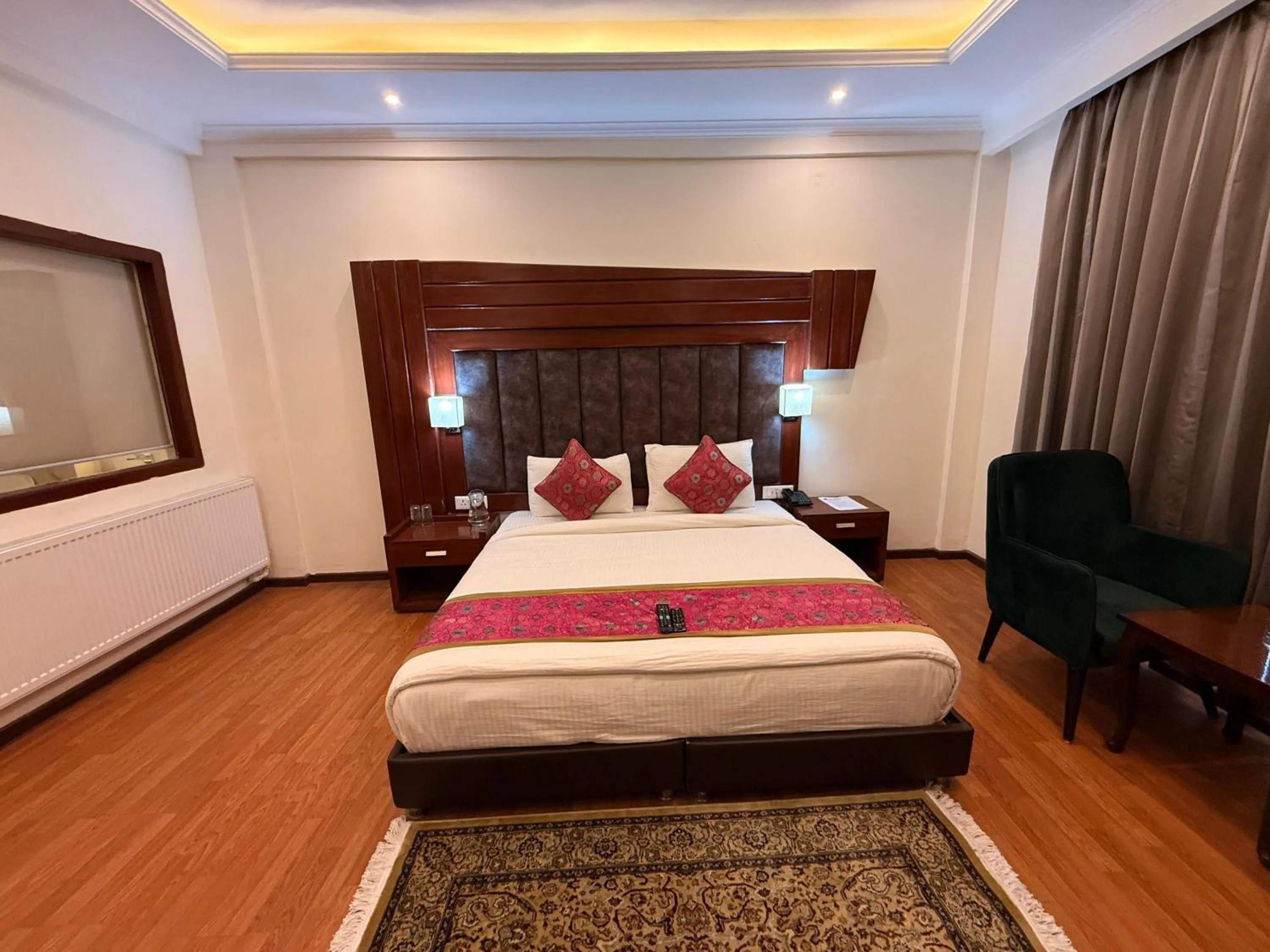 Bed in Hotel Deskitsal