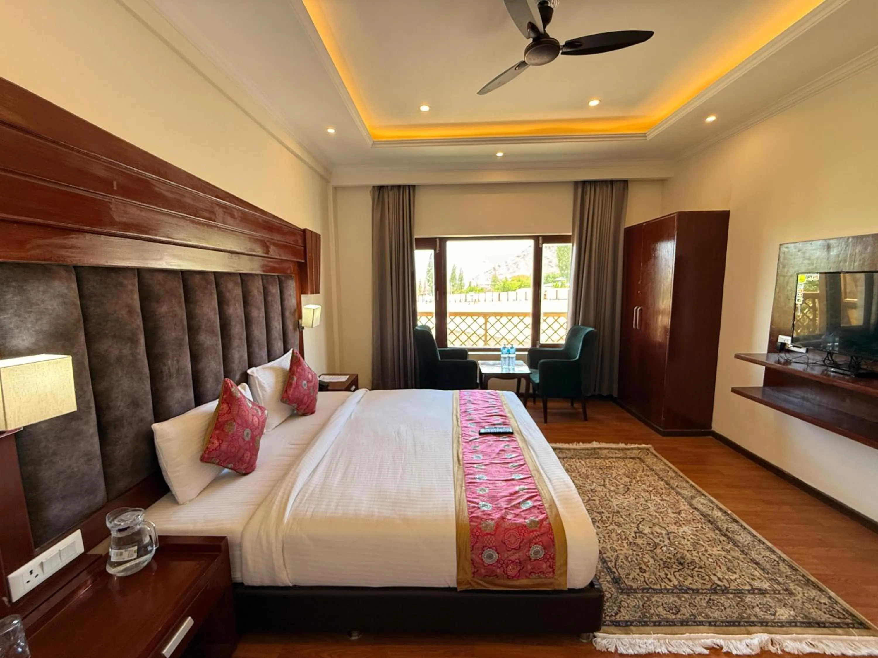 Bed in Hotel Deskitsal