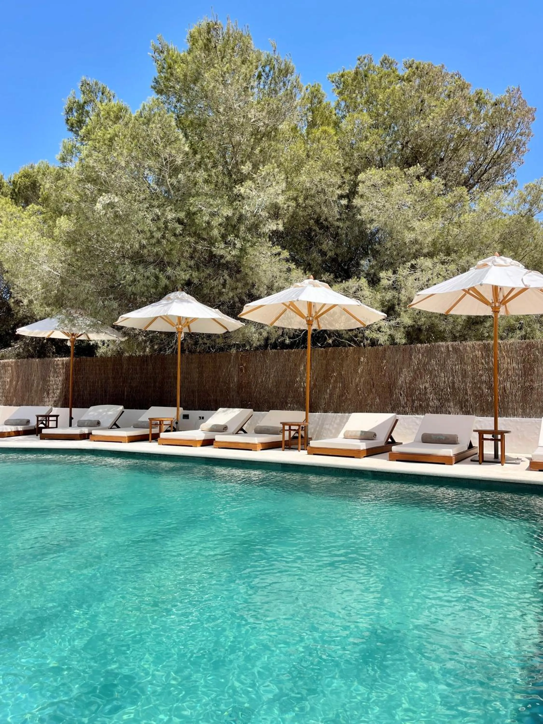 Swimming pool in Teranka