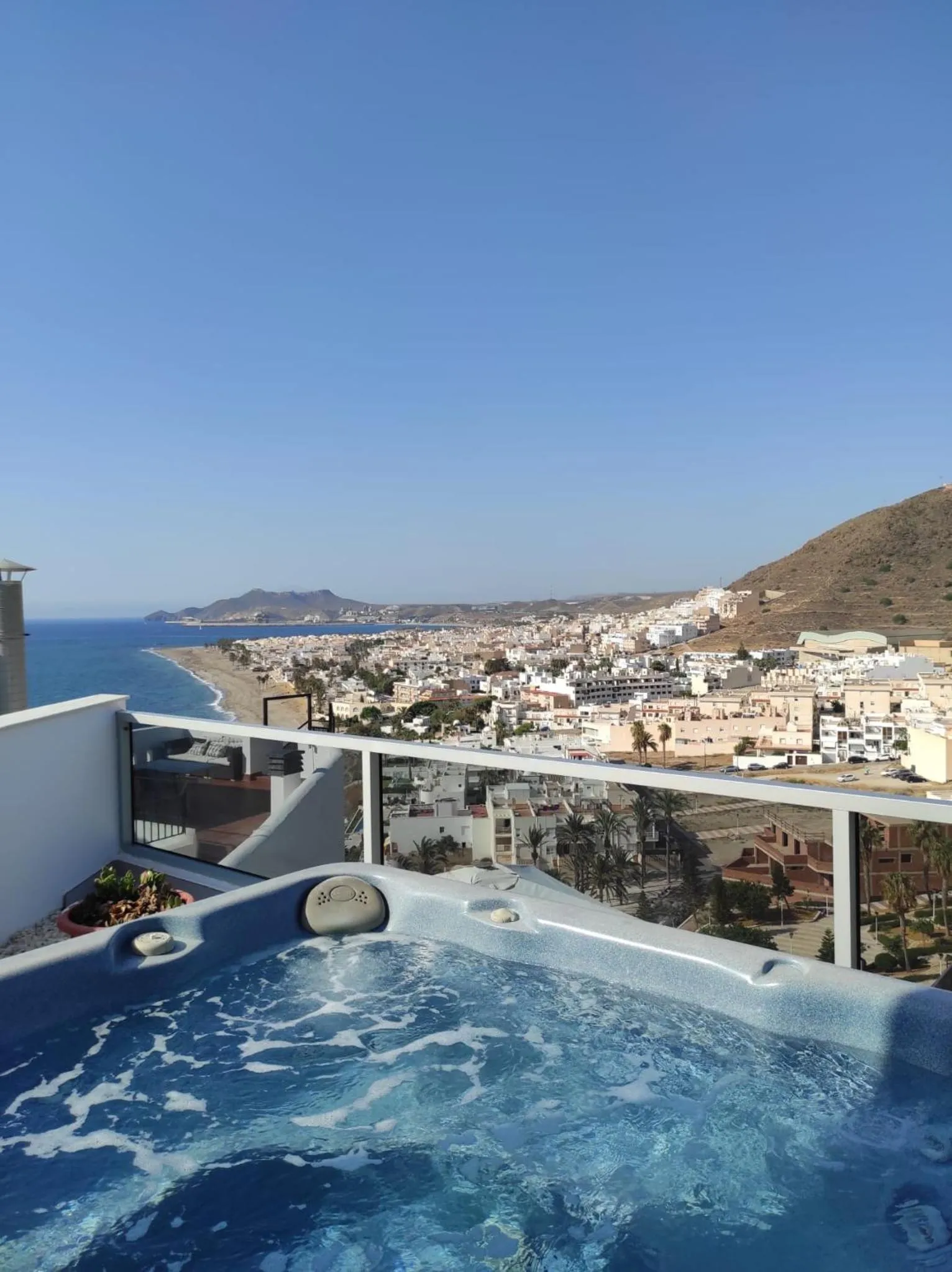 Hot Tub in Hotel Carboneras Cabo de Gata Spa