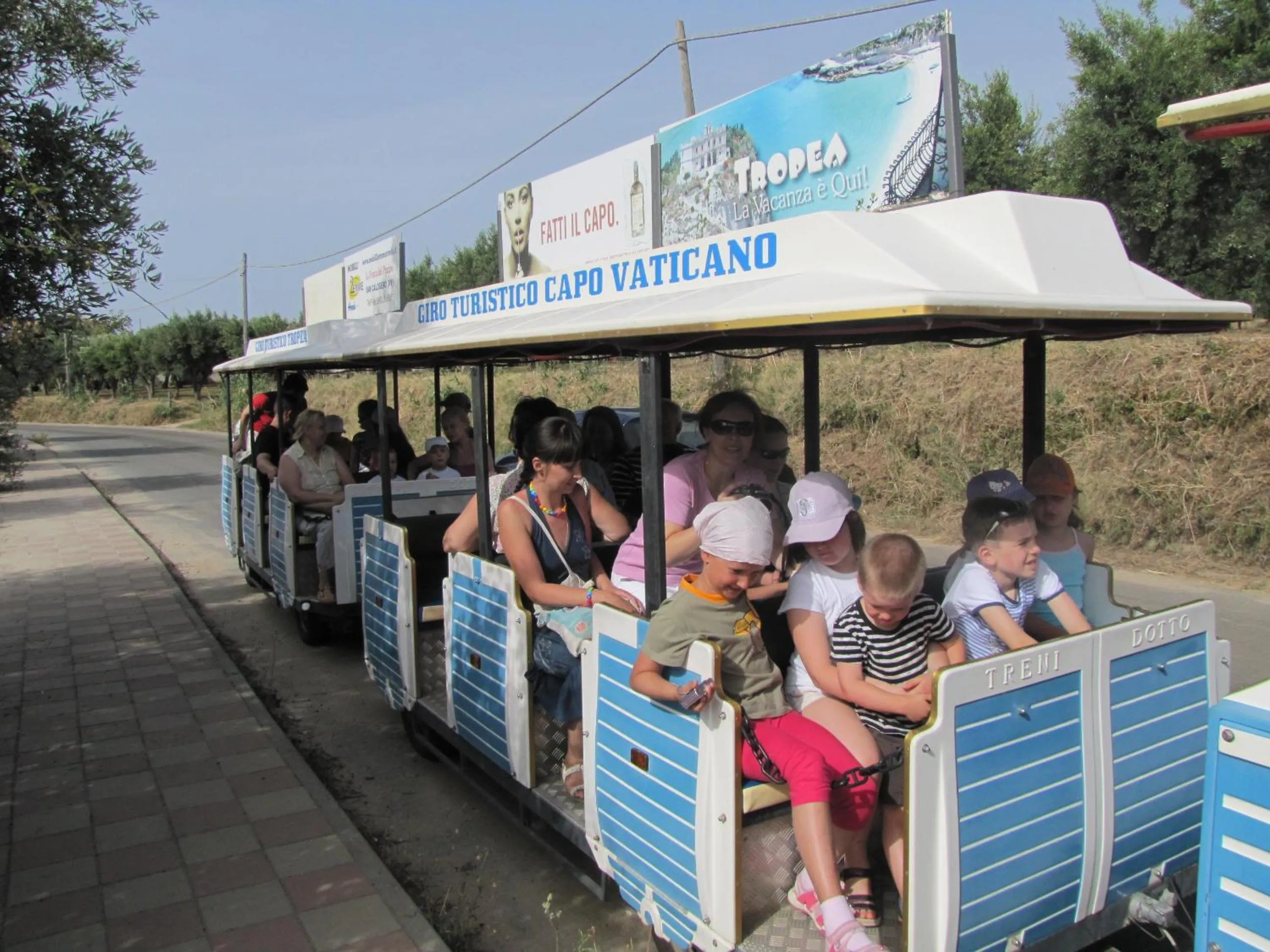 group of guests in Tonicello Hotel Resort & SPA