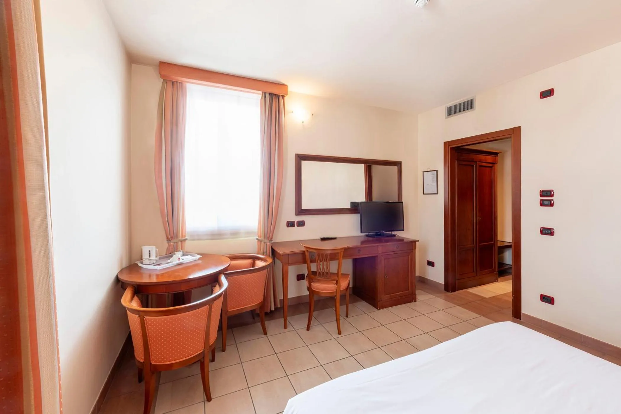 Bedroom, Bed in Hotel Vecchio Casello