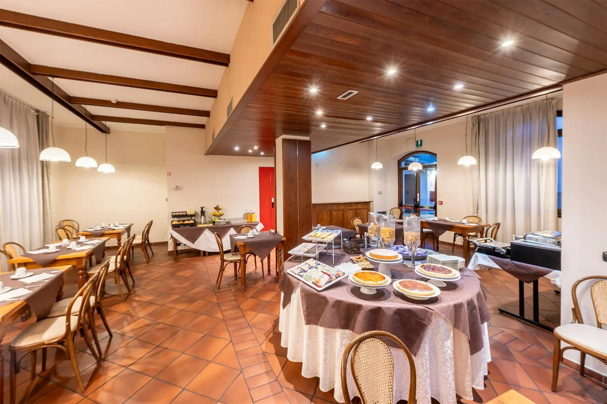 Breakfast in Hotel Vecchio Casello