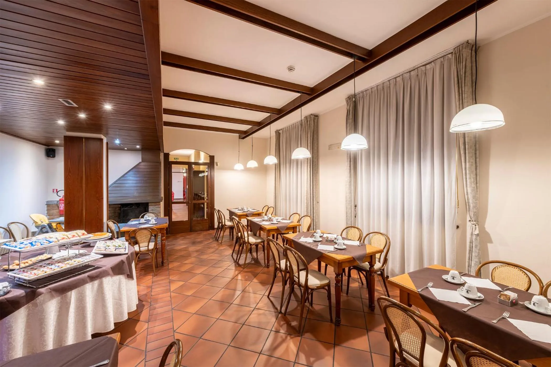 Breakfast in Hotel Vecchio Casello