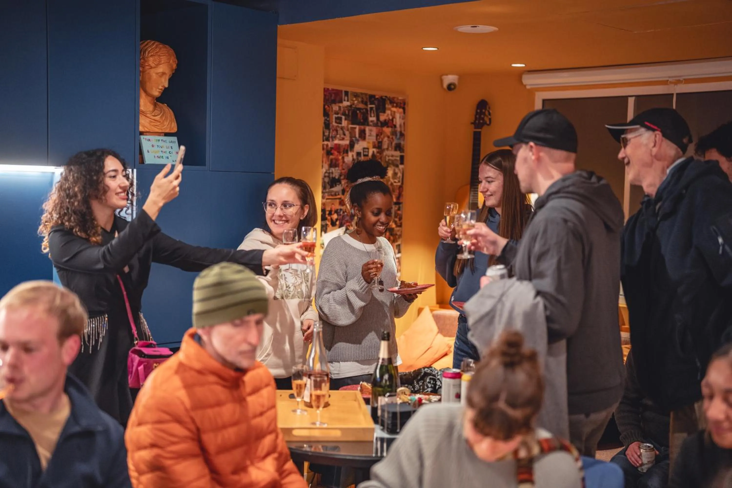 Food and drinks in Coeo Pod Hostel Beatas