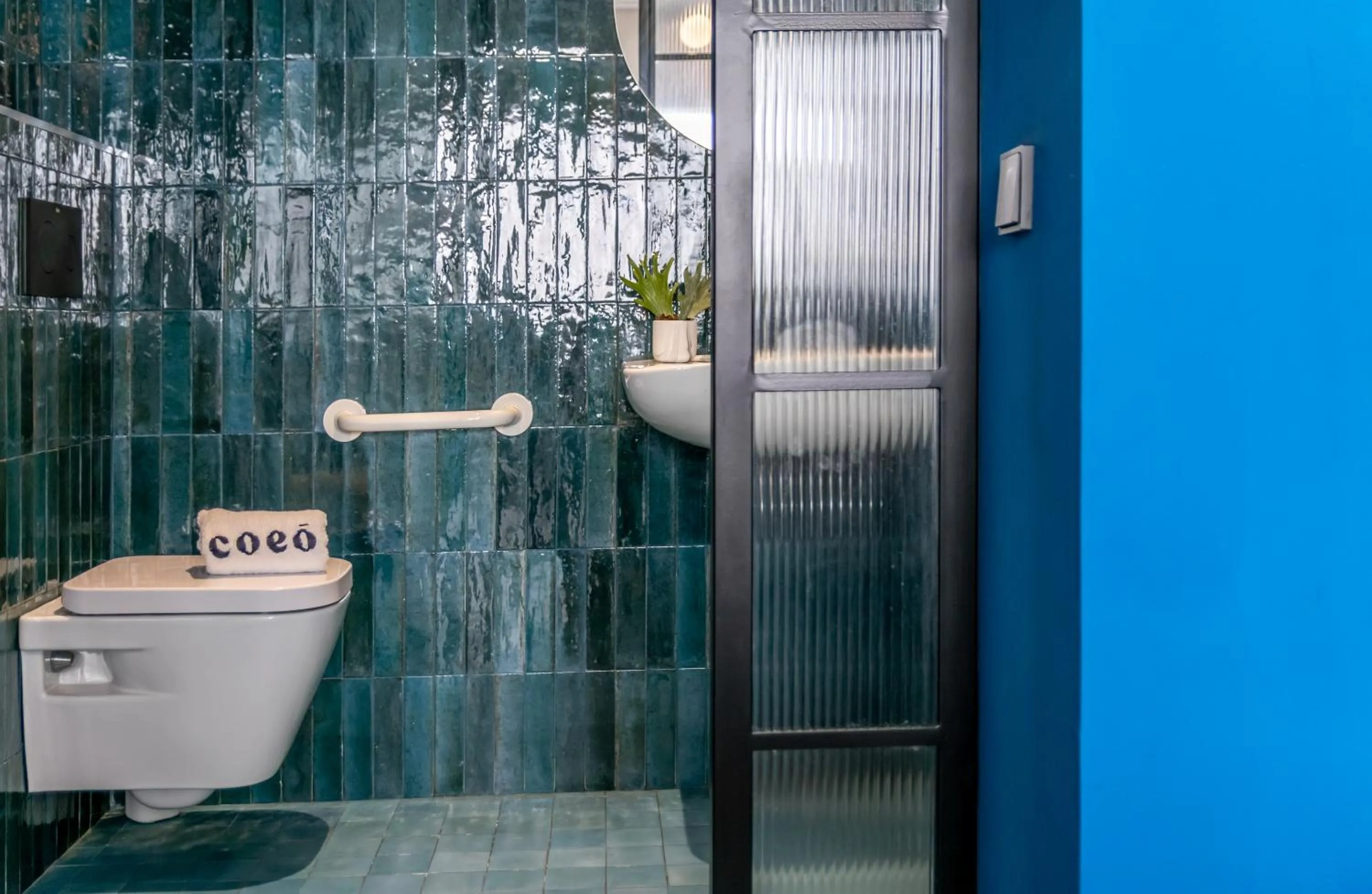 Bathroom in Coeo Pod Hostel Beatas